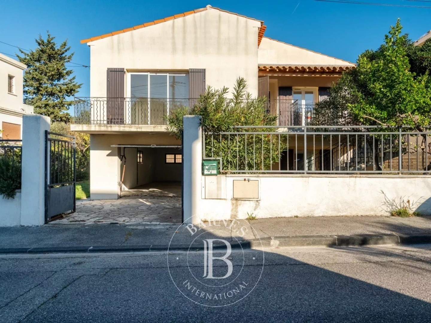 VENTE - MARSEILLE - 13008 - POINTE ROUGE - MAISON - GARAGE - JARDIN