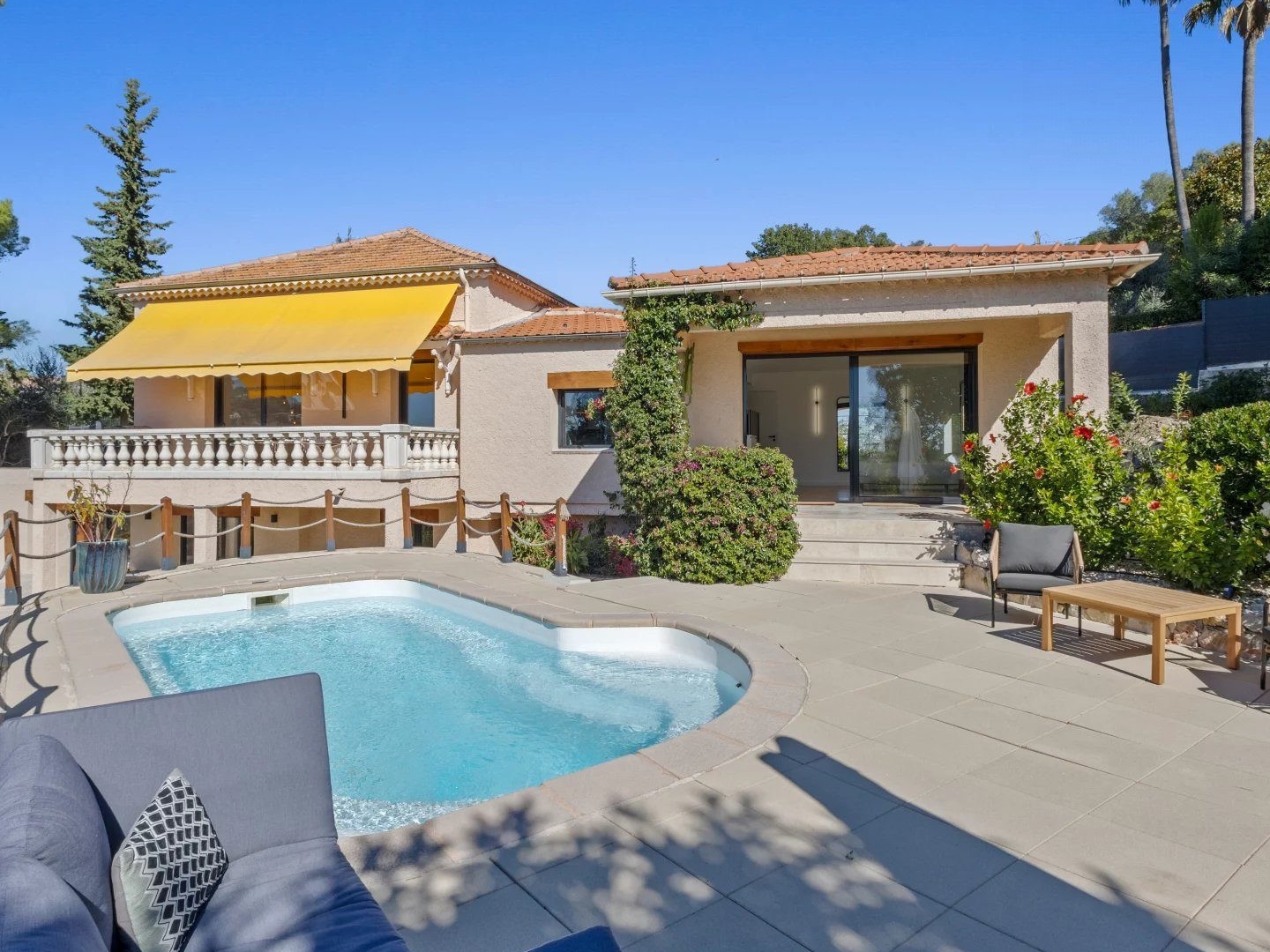 Maison à vendre - 6 pièces - 204m2 - Mougins (06250)