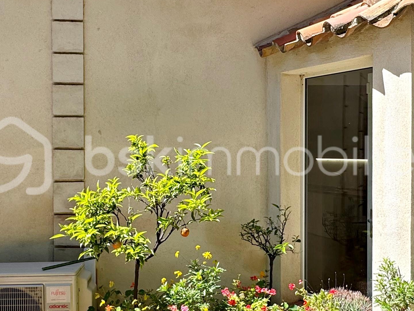 Maison à vendre - 2 pièces - 73m2 - Hyères (83400)