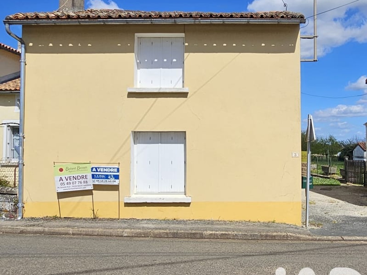 Maison à vendre - 3 pièces - 54m2 - Mairé-Levescault (79190)