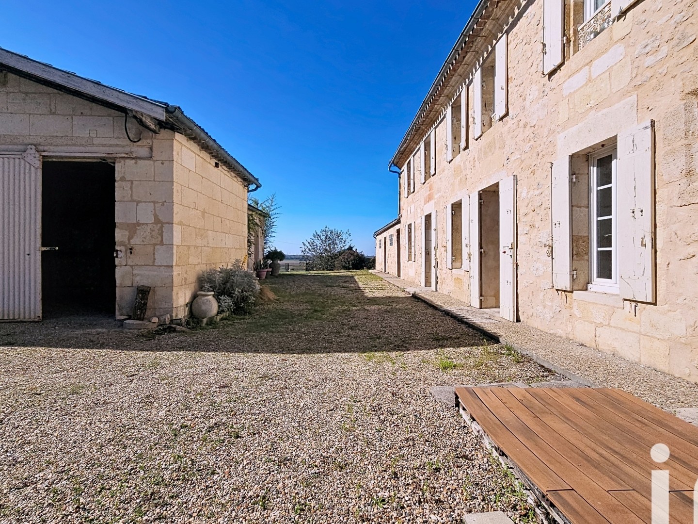 Maison à vendre - 7 pièces - 190m2 - Asques (33240)