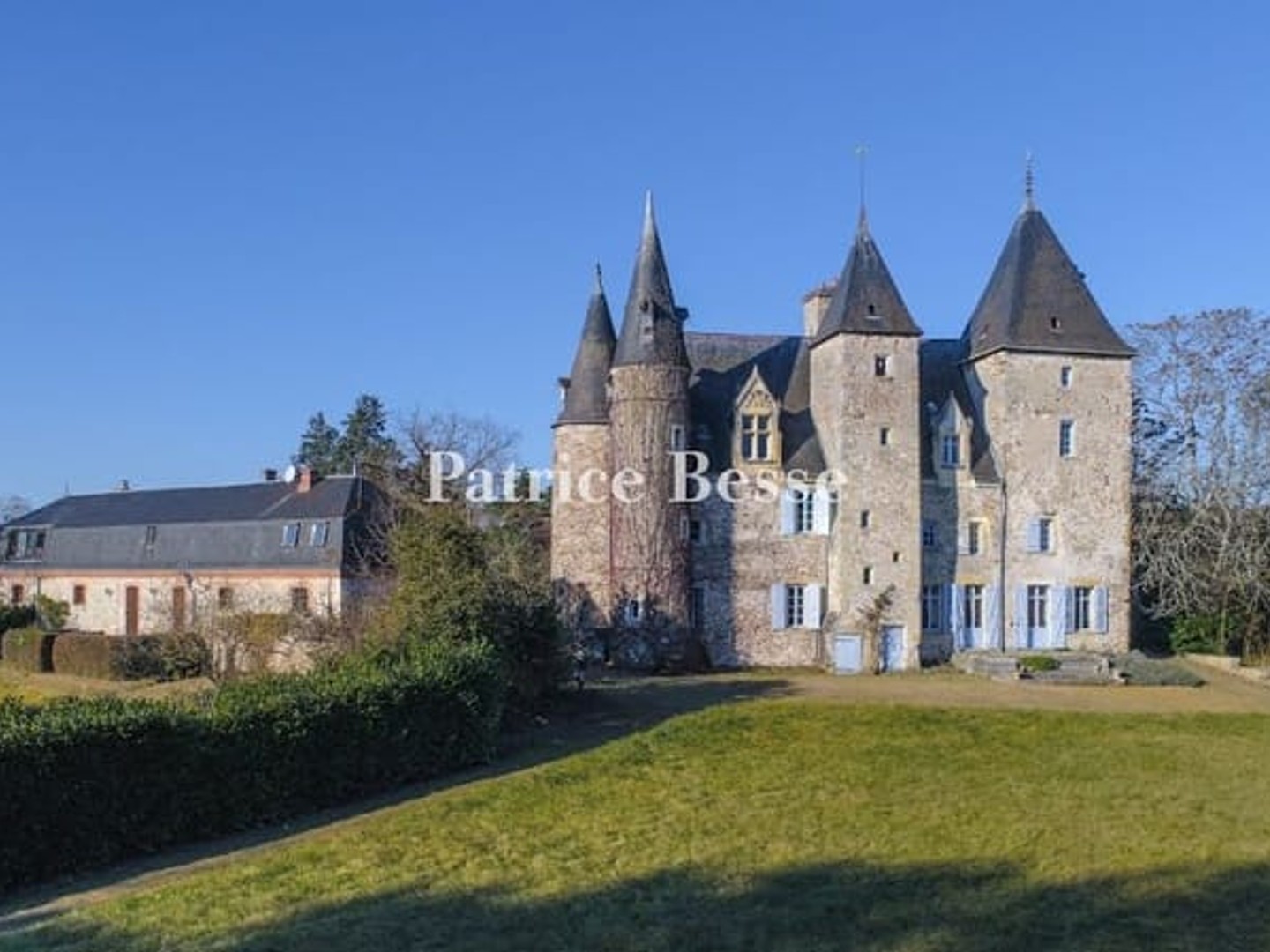 Maison à vendre - 12 pièces - 680m2 - Salbris (41300)