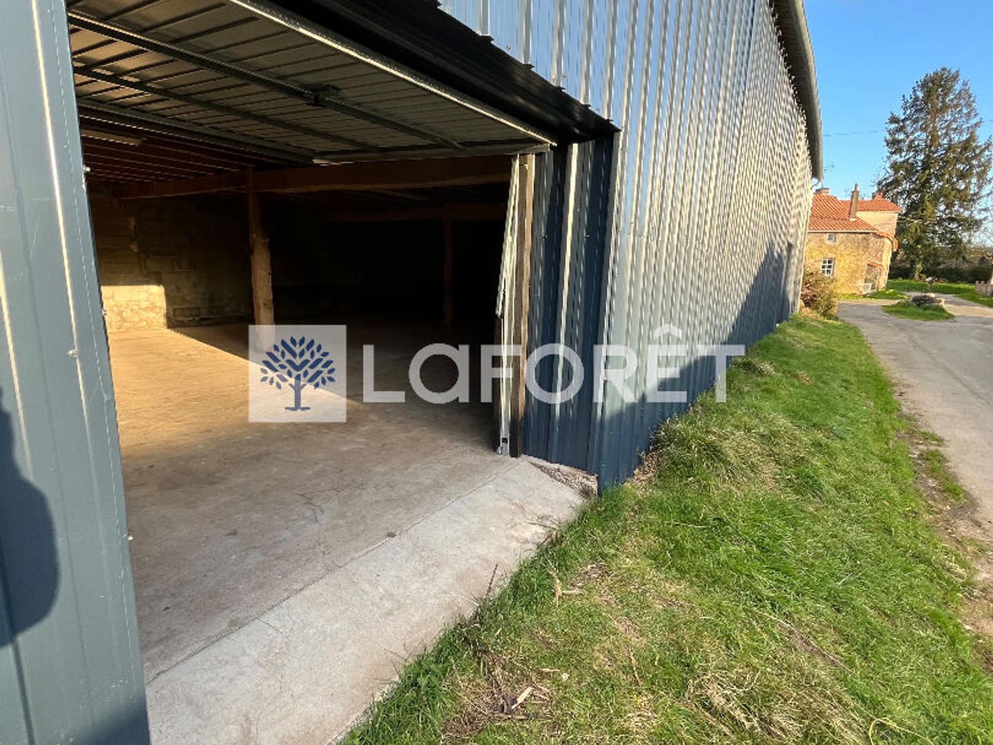 Immeuble à vendre - 1 pièce - 800m2 - Moncoutant-Sur-Sèvre (79320)