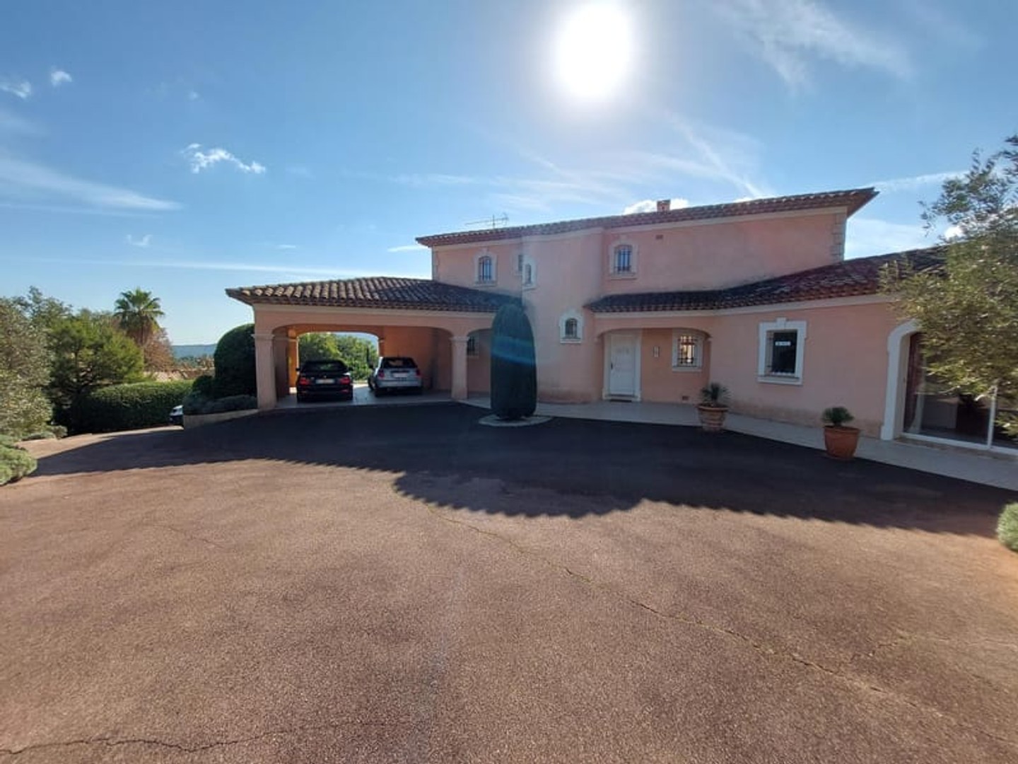 Maison à vendre - 6 pièces - 210m2 - La Motte (83920)