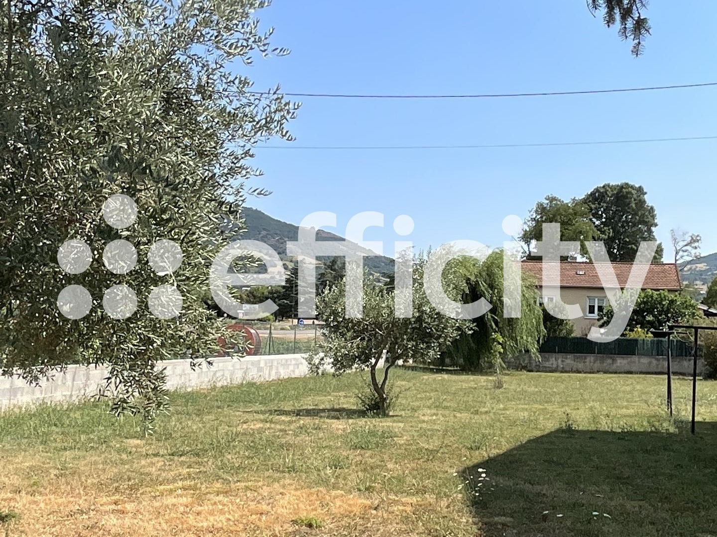 Maison à vendre - 12 pièces - 232m2 - Chomérac (07210)