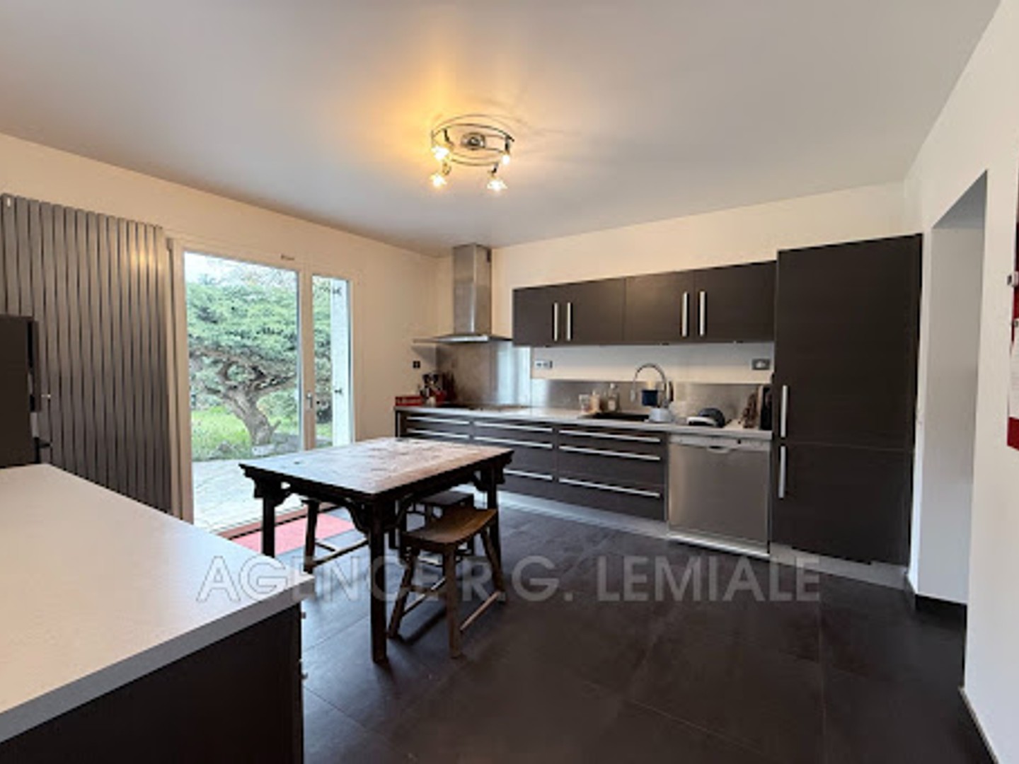 Maison à vendre - 7 pièces - 187m2 - Maisons-Laffitte (78600)