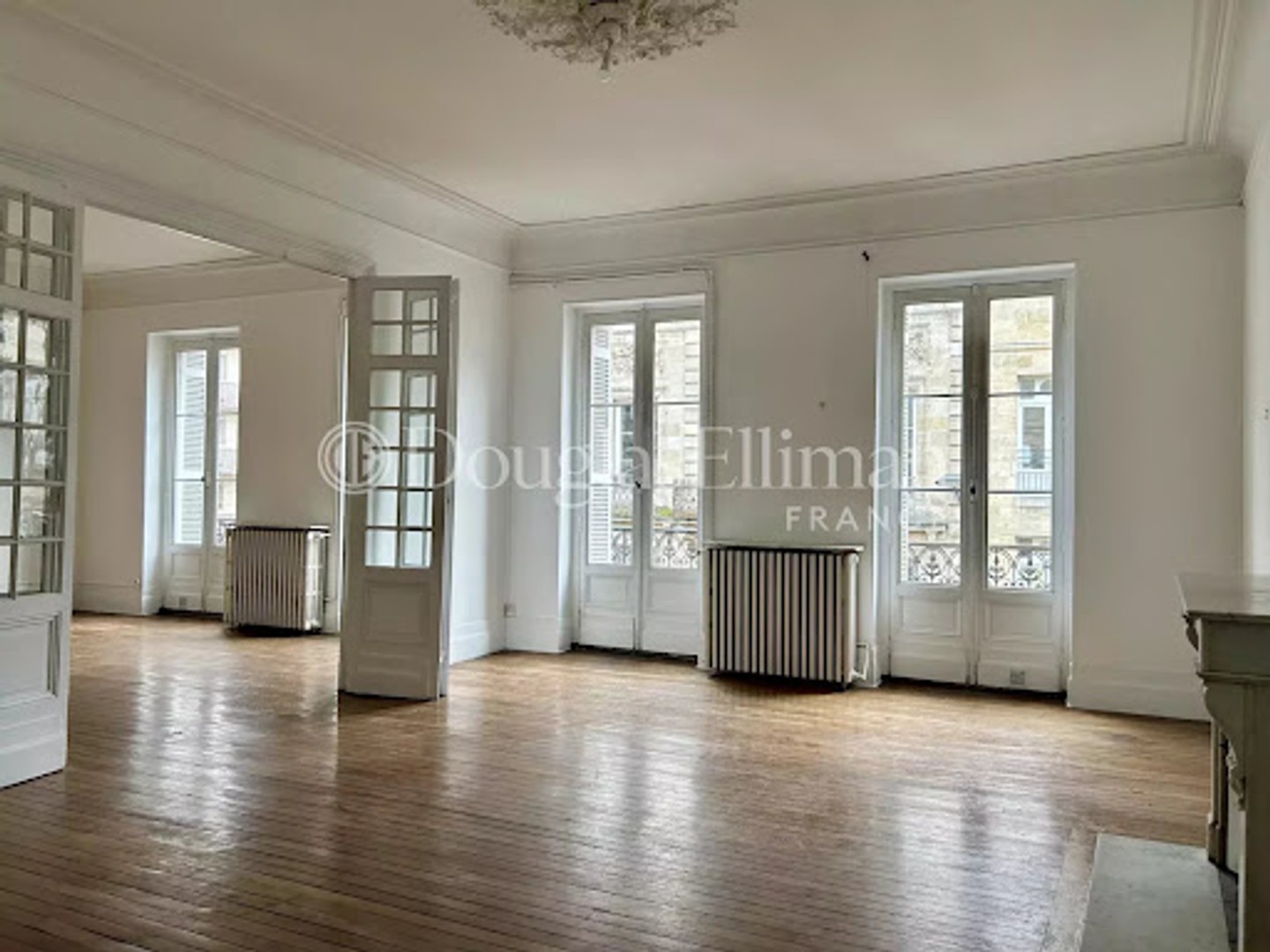 Appartement 5 pièces 210 m²