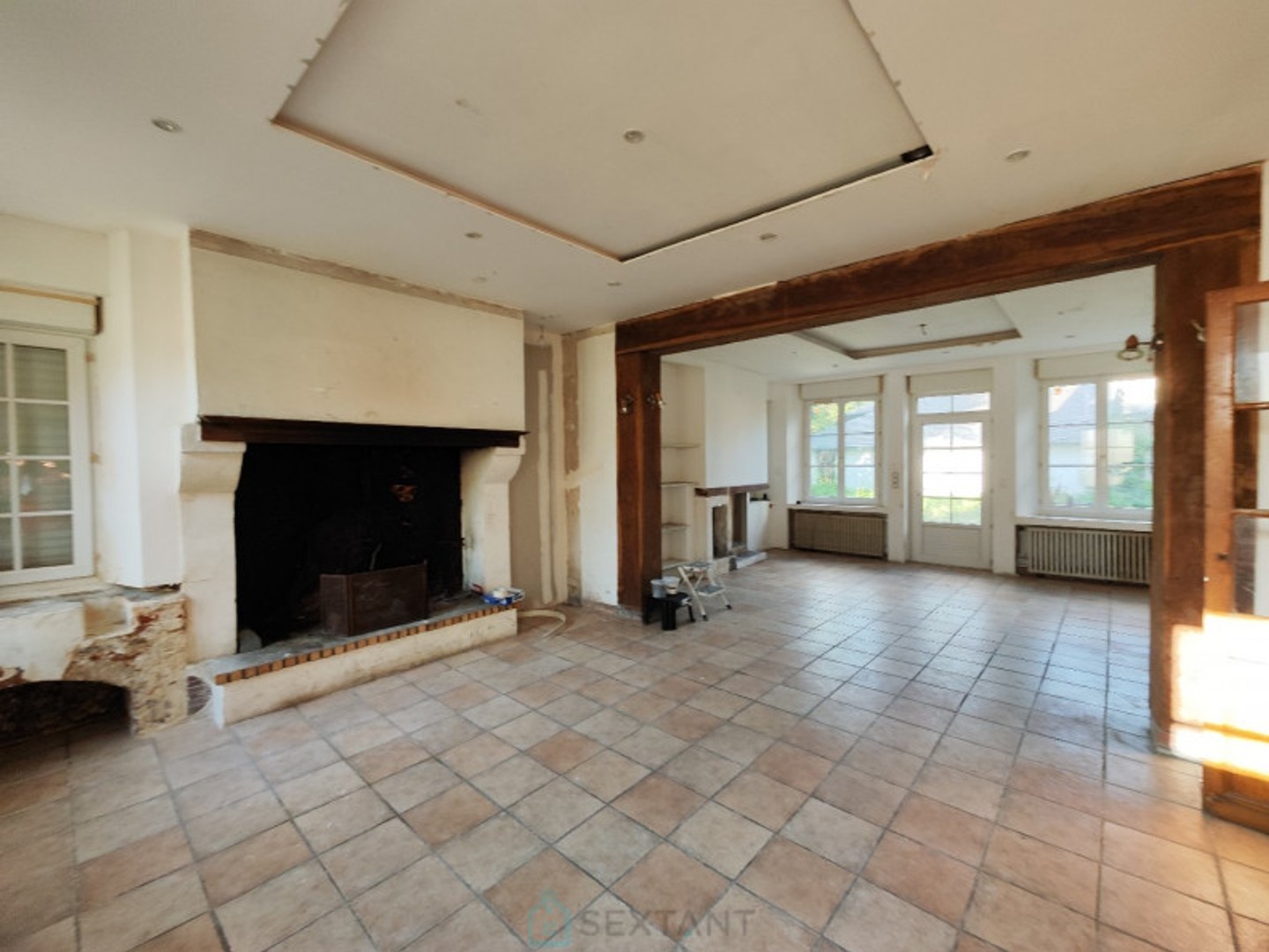 Maison à vendre - 11 pièces - 258m2 - Lisieux (14100)