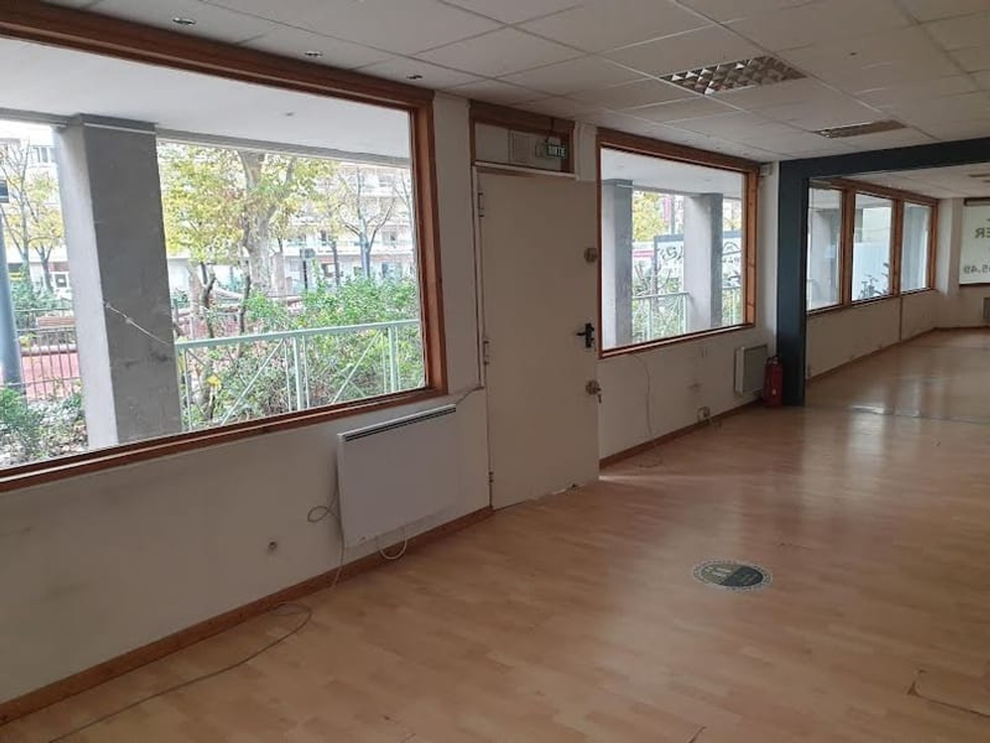 Bureaux à vendre - 4 pièces - 62m2 - Villeurbanne (69100)