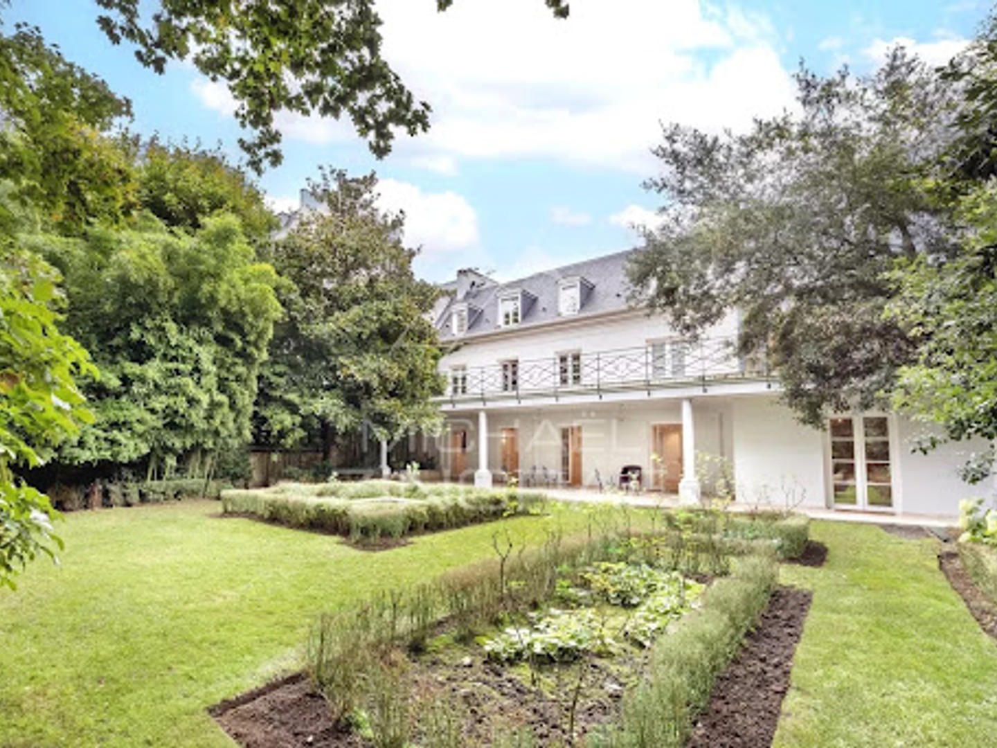 Hôtel particulier 9 pièces 740 m²