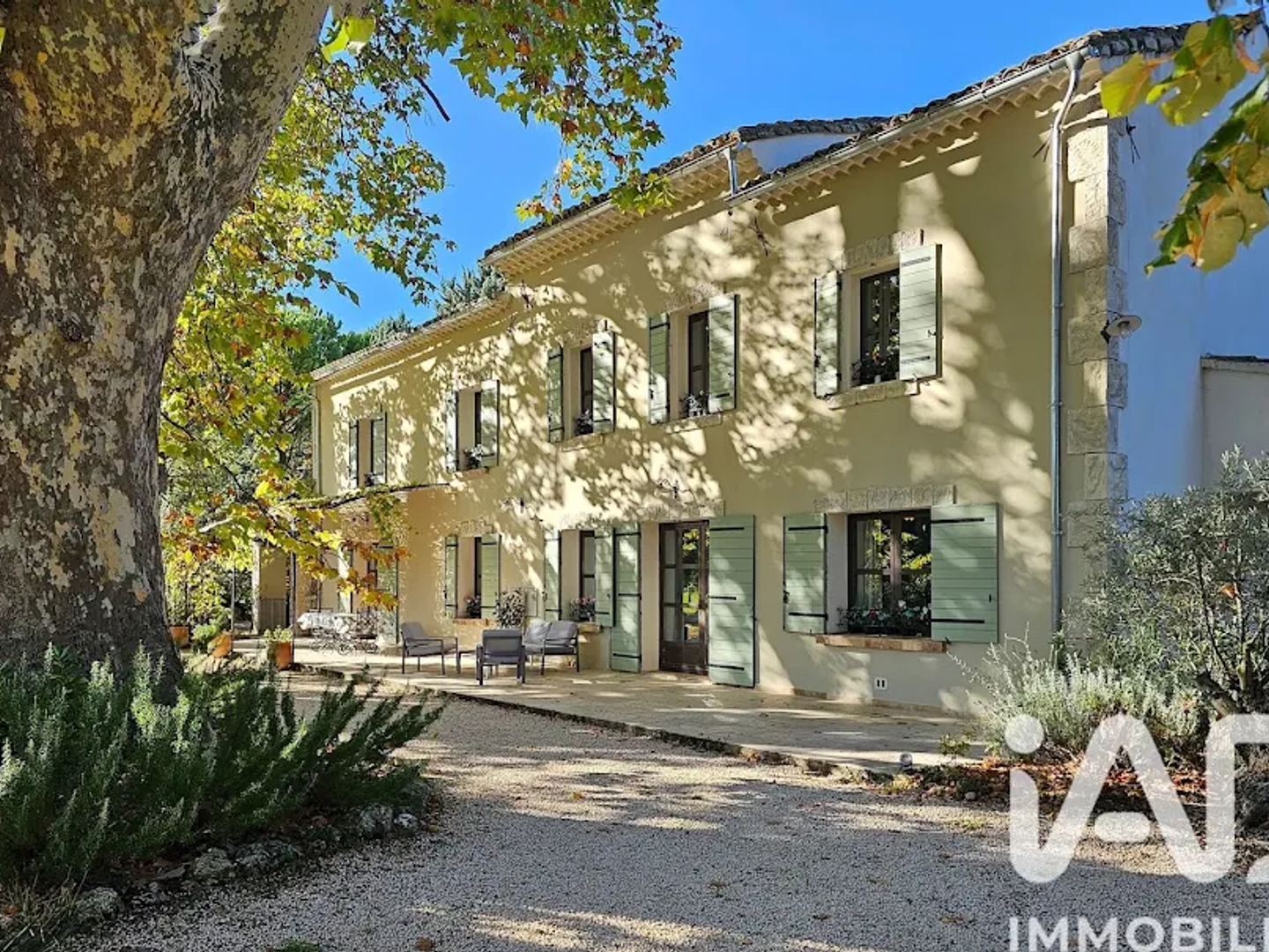 Maison 7 pièces 210 m²