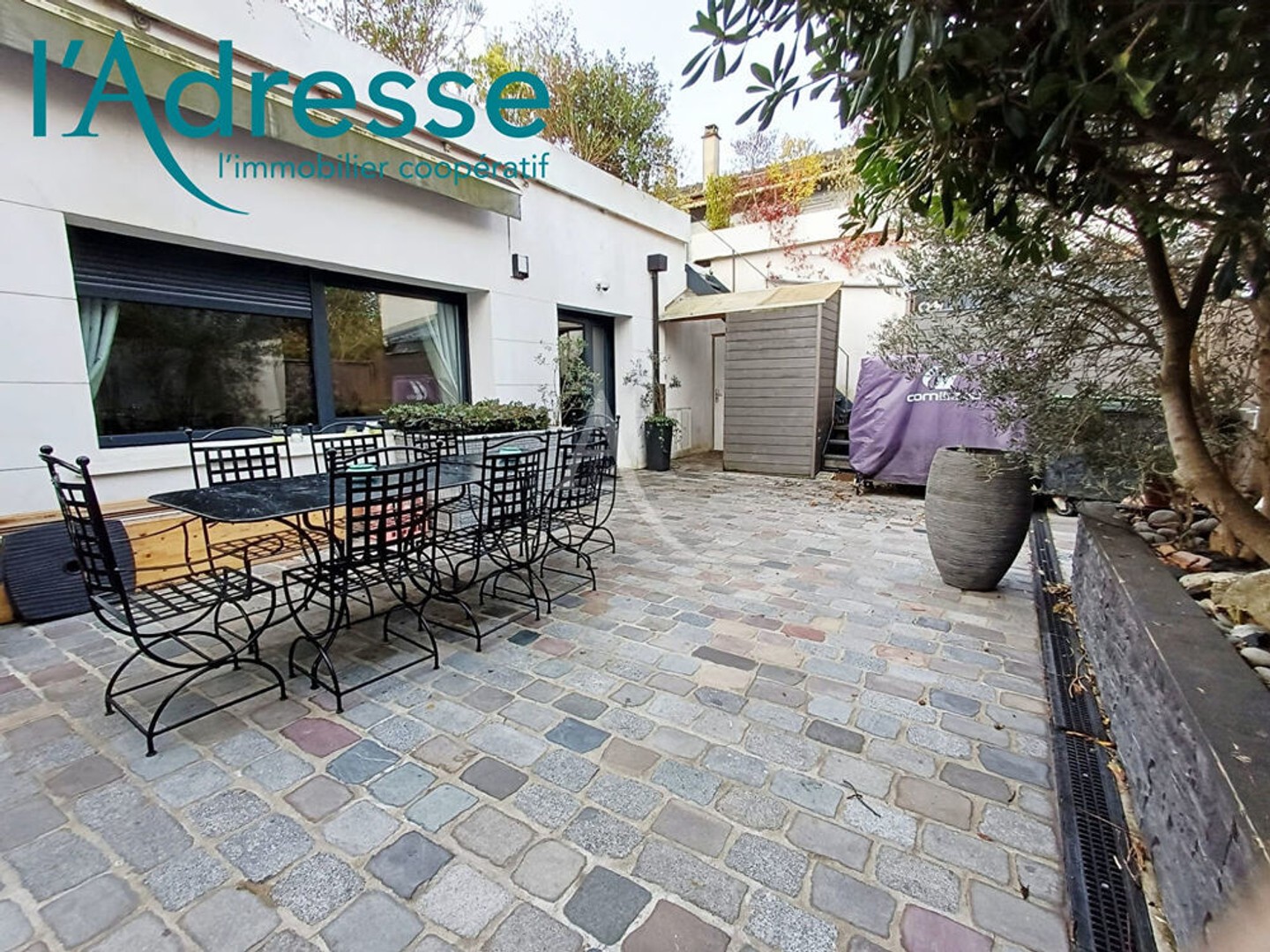 Immeuble à vendre - 320m2 - Gournay-Sur-Marne (93460)