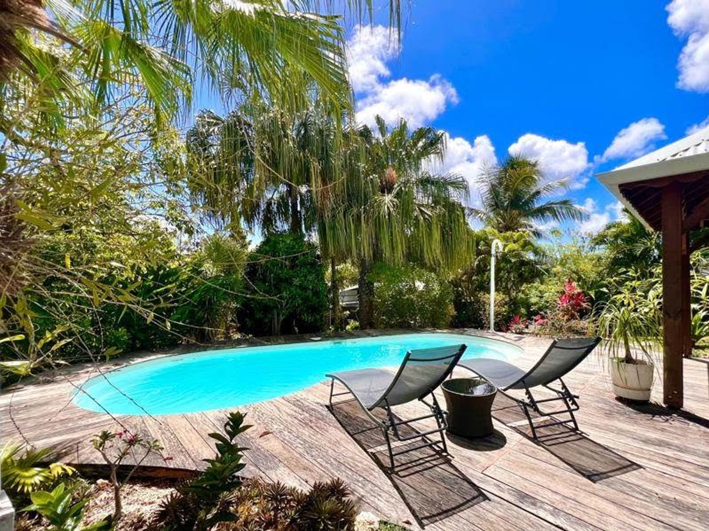 Maison à vendre - 7 pièces - 251m2 - Saint-François (97118)