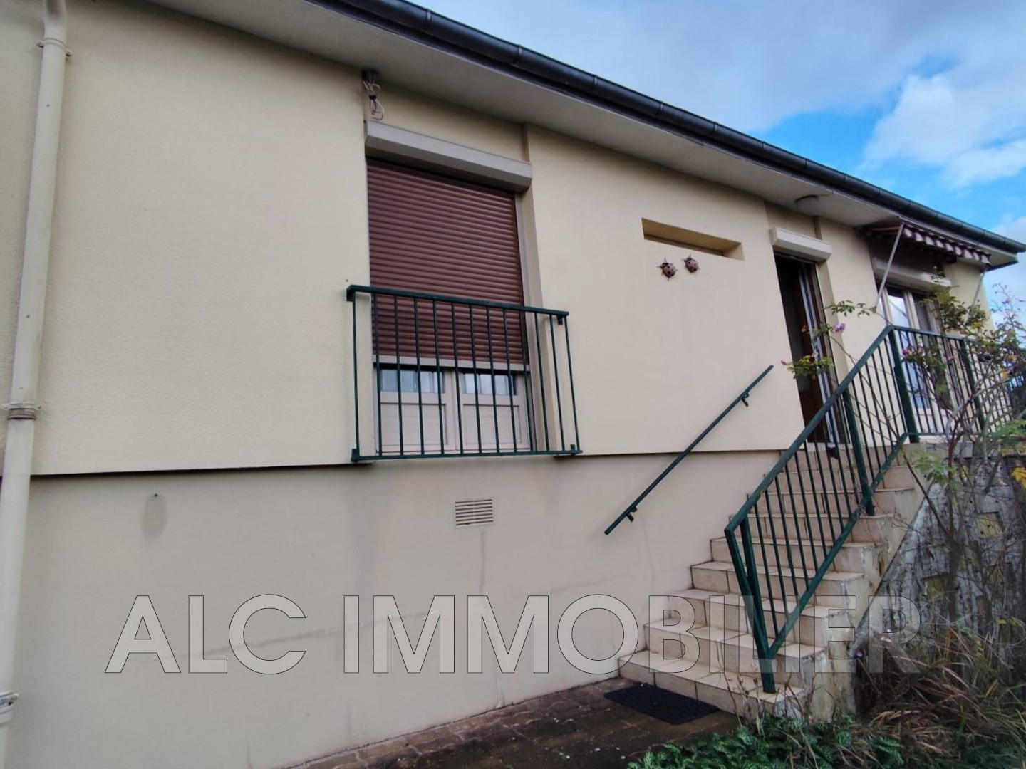 Maison à vendre - 751m2 - Fresnay-Sur-Sarthe (72130)