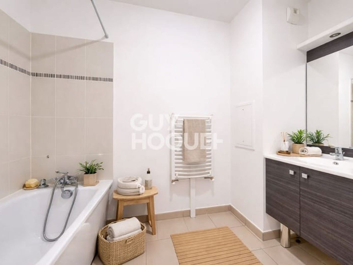 Appartement à vendre - 3 pièces - 65m2 - Aubervilliers (93300)
