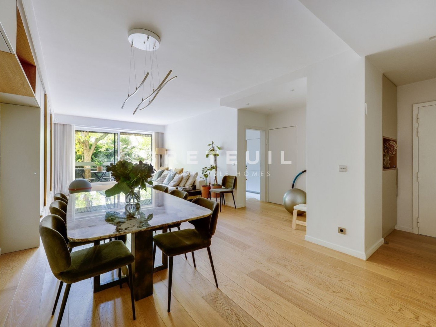 Appartement à vendre - 4 pièces - 100m2 - Neuilly-Sur-Seine (92200)