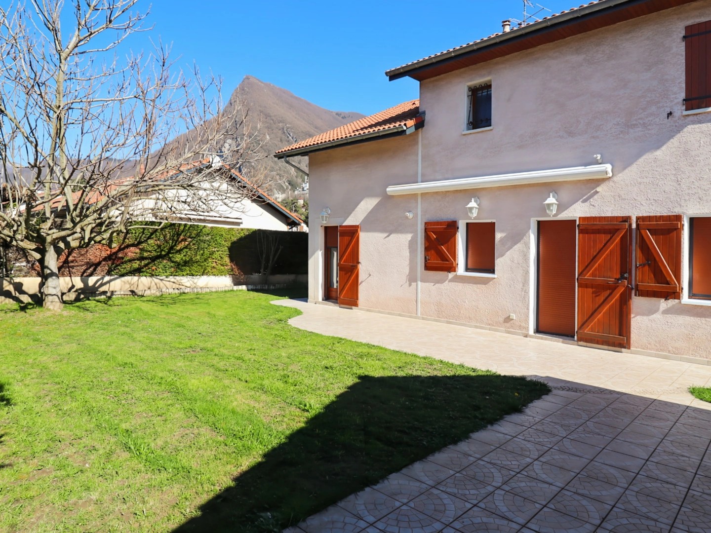Maison à vendre - 5 pièces - 136m2 - Voreppe (38340)