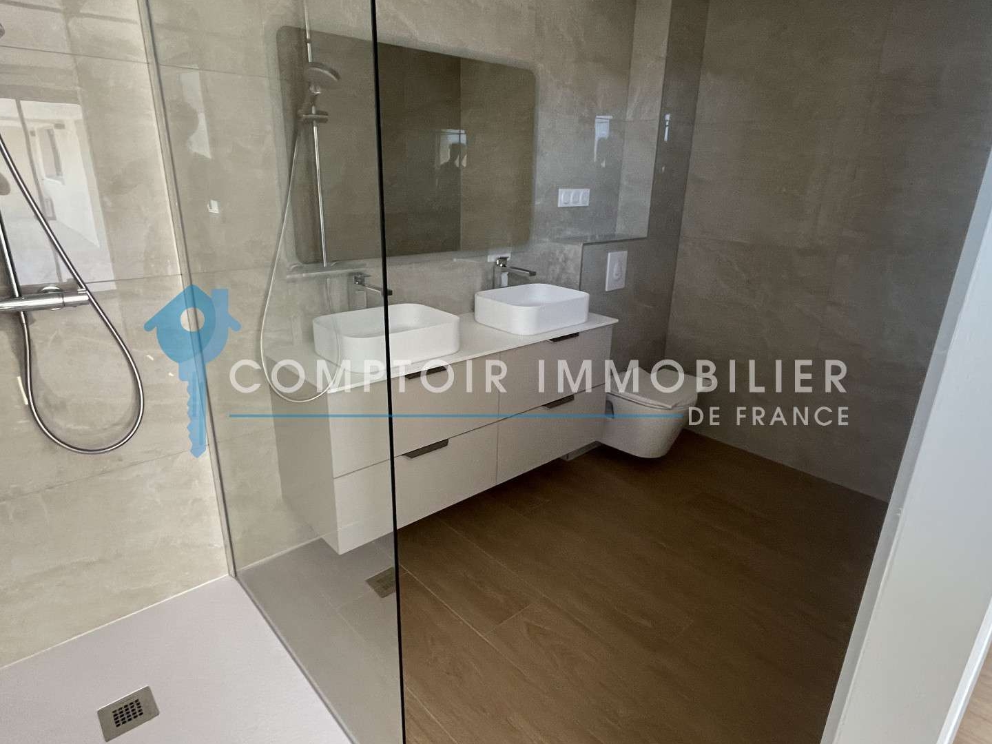 Appartement à vendre - 4 pièces - 150m2 - Sète (34200)