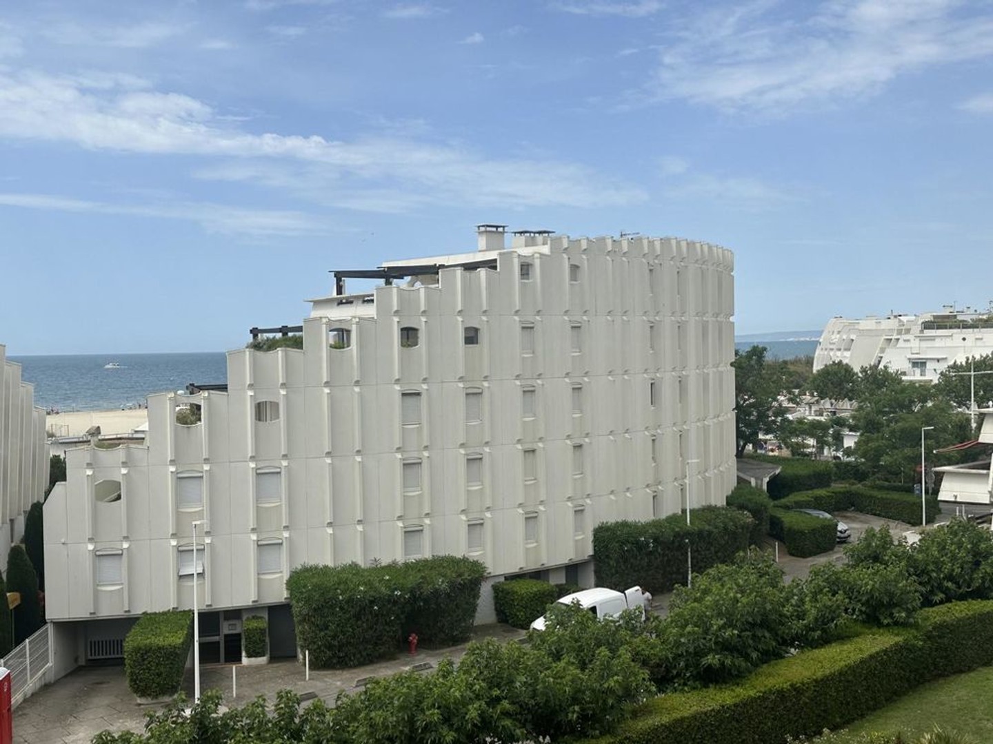 La grande Motte : Au couchant : Beau T3 avec grande terrasse, cellier, quartier prisé à pieds des commerces et des plages possi