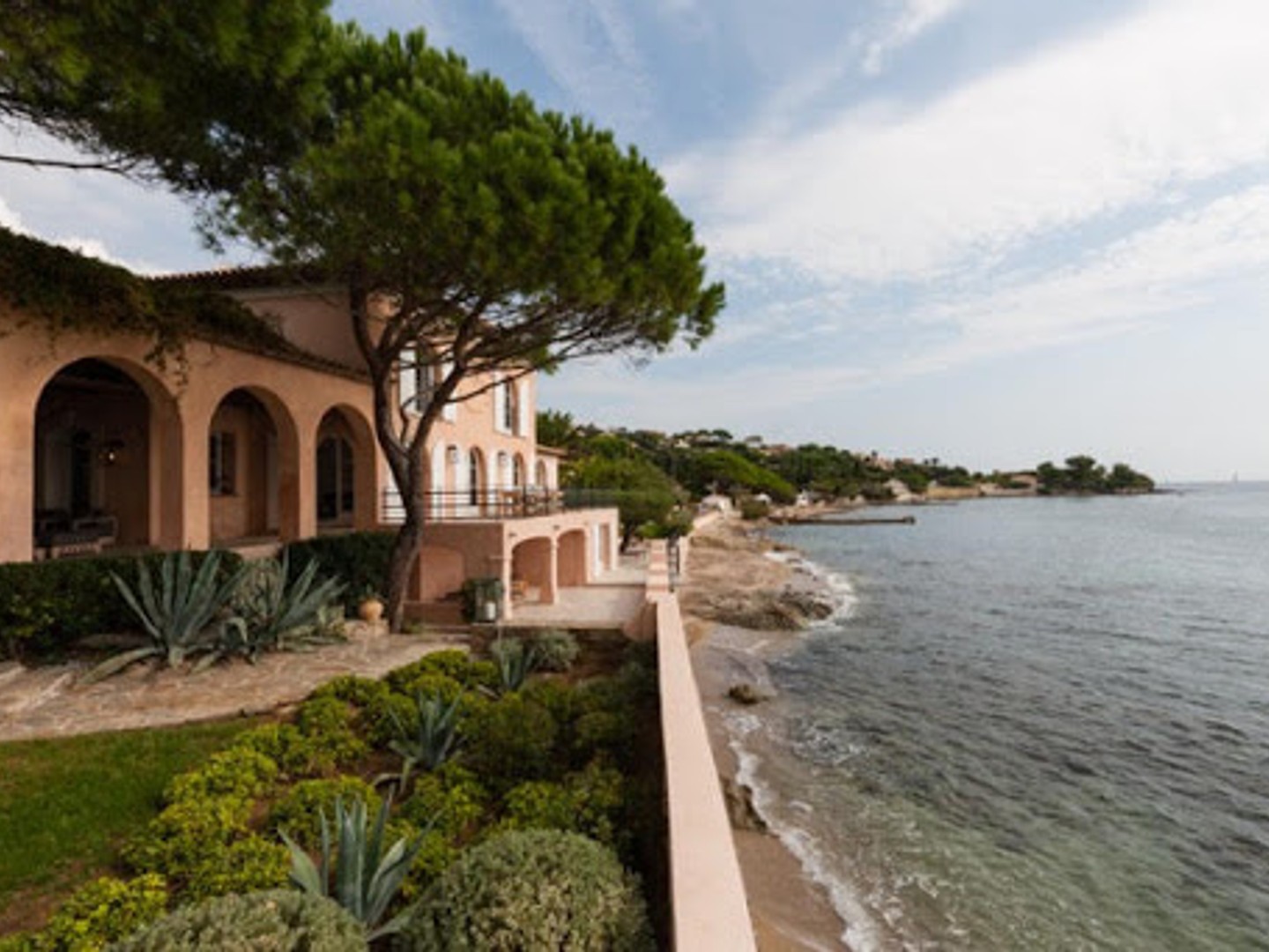Maison à vendre - 8 pièces - 350m2 - Grimaud (83310)