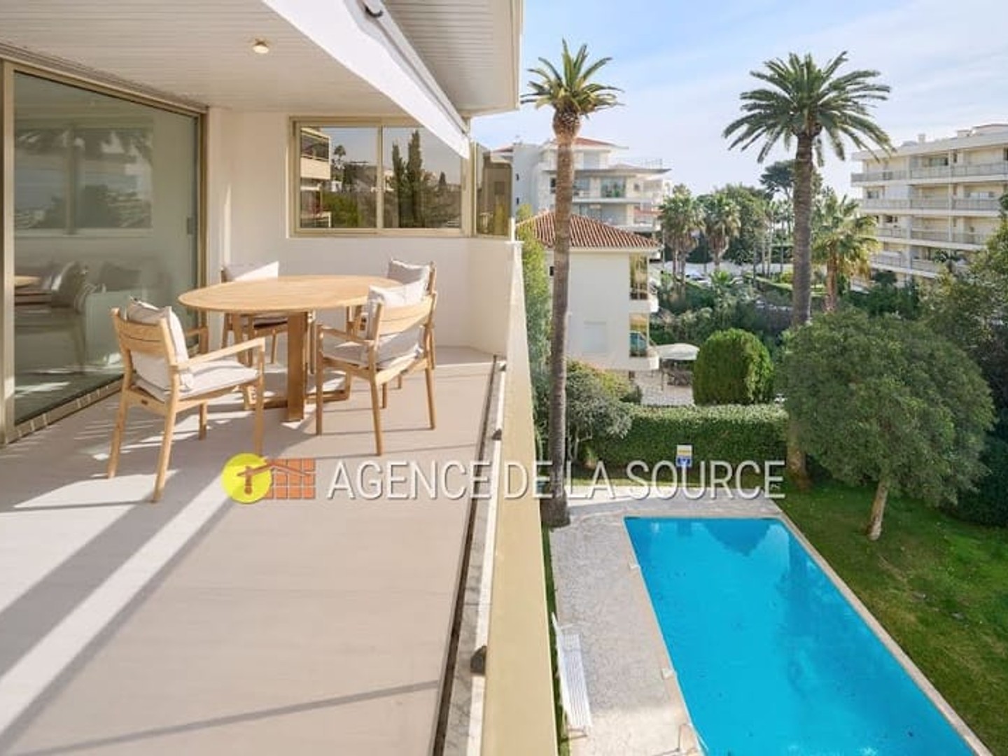 Appartement à vendre - 4 pièces - 87m2 - Cannes (06400)