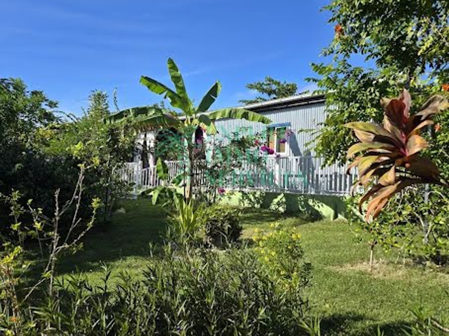 Maison à vendre - 3 pièces - 125m2 - Grand-Bourg (97112)