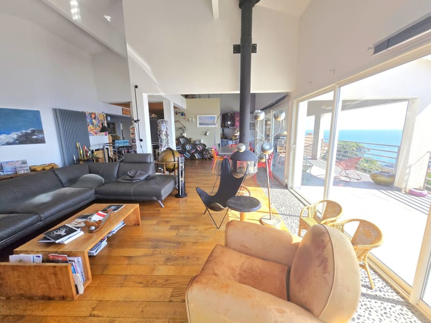 Maison à vendre - 11 pièces - 232m2 - Cerbère (66290)