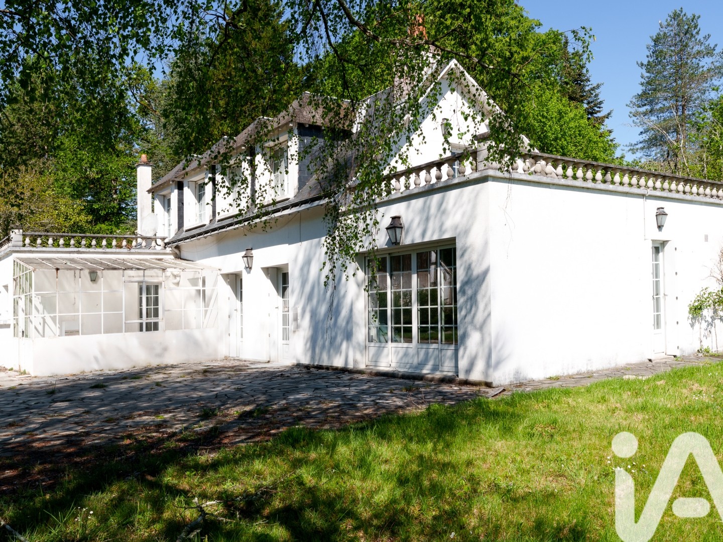 Maison à vendre - 7 pièces - 185m2 - Nouzilly (37380)