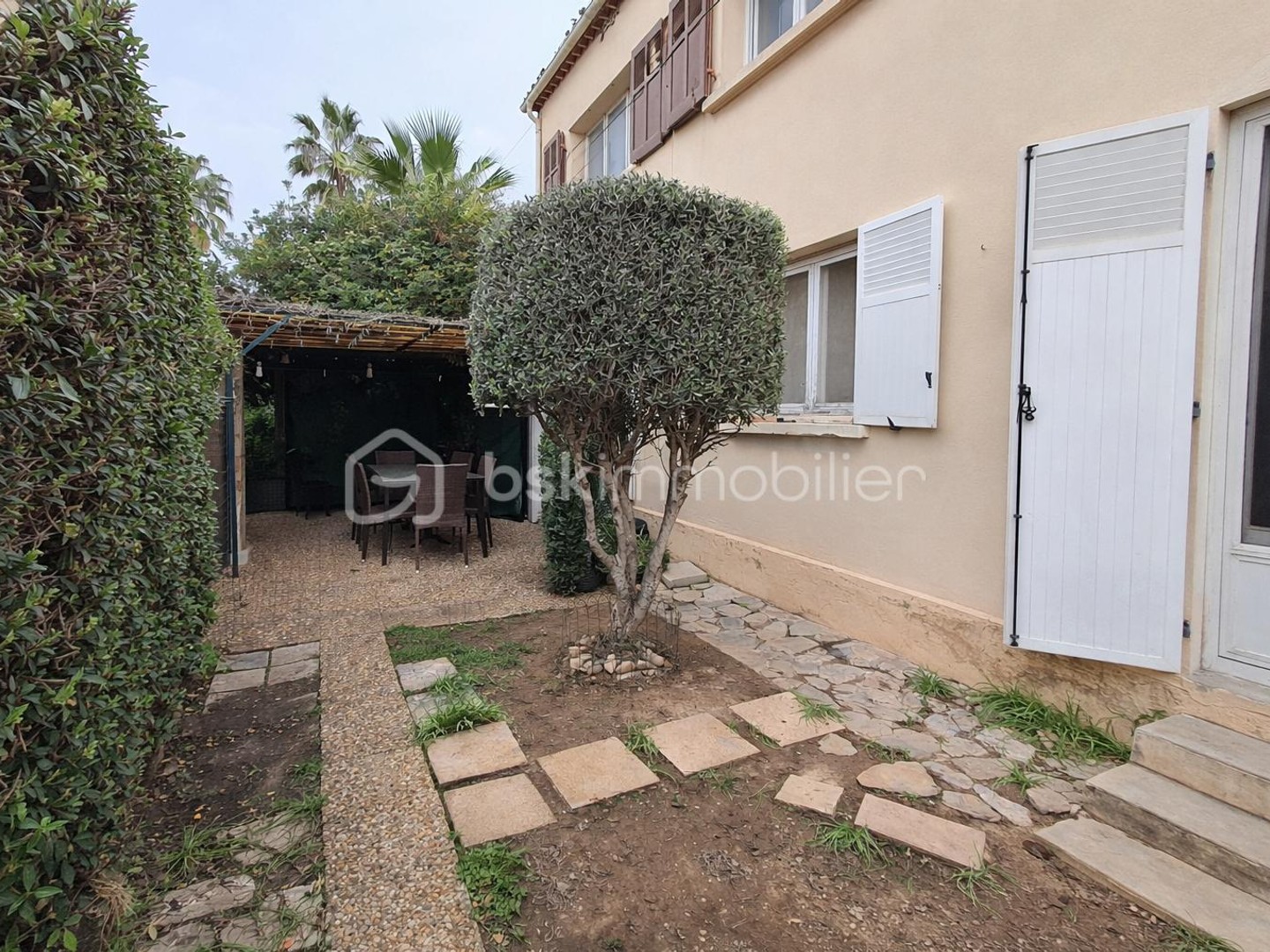Maison à vendre - 3 pièces - 77m2 - Hyères (83400)
