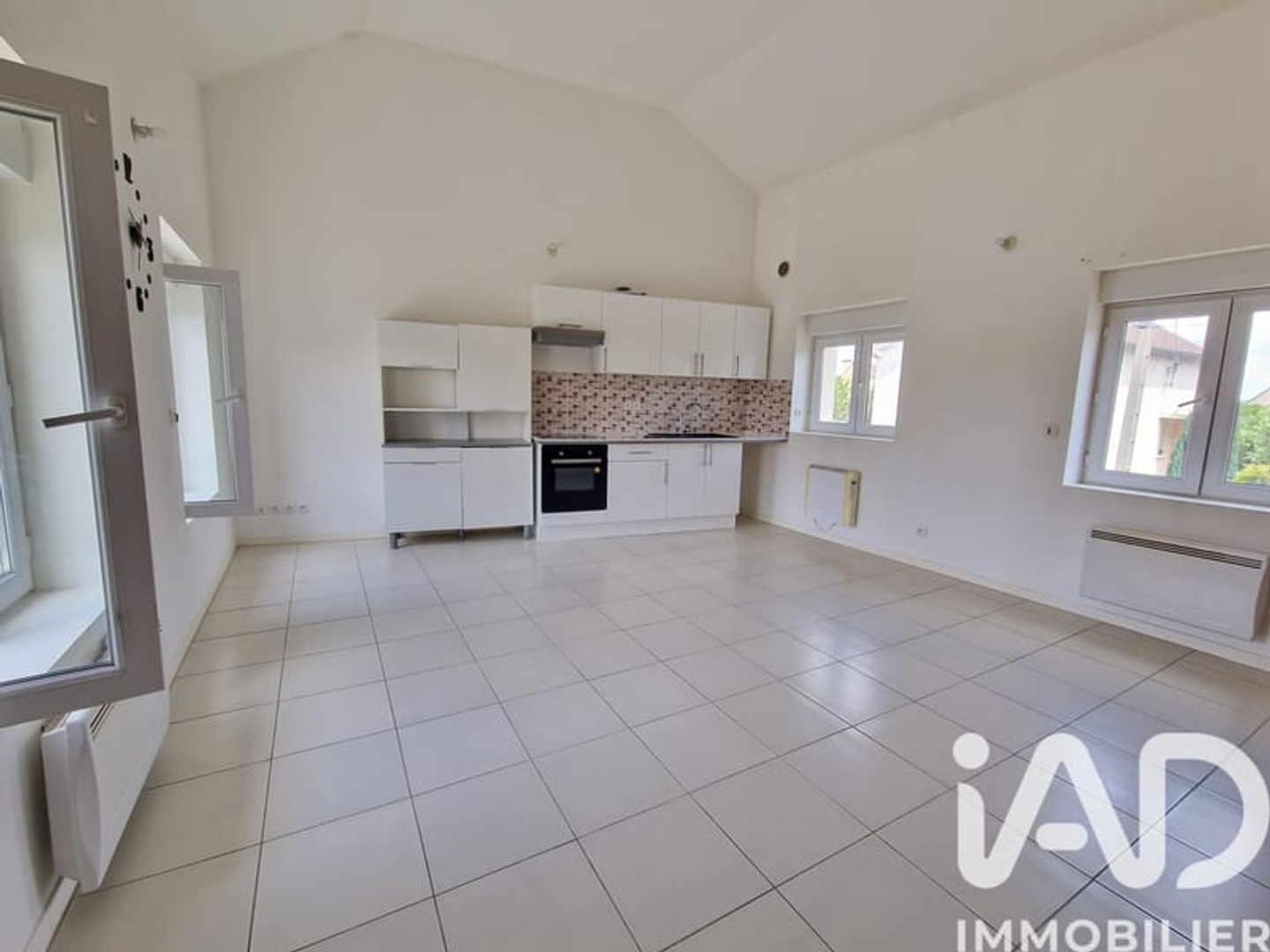 Maison à vendre - 3 pièces - 410m2 - Flins-Sur-Seine (78410)