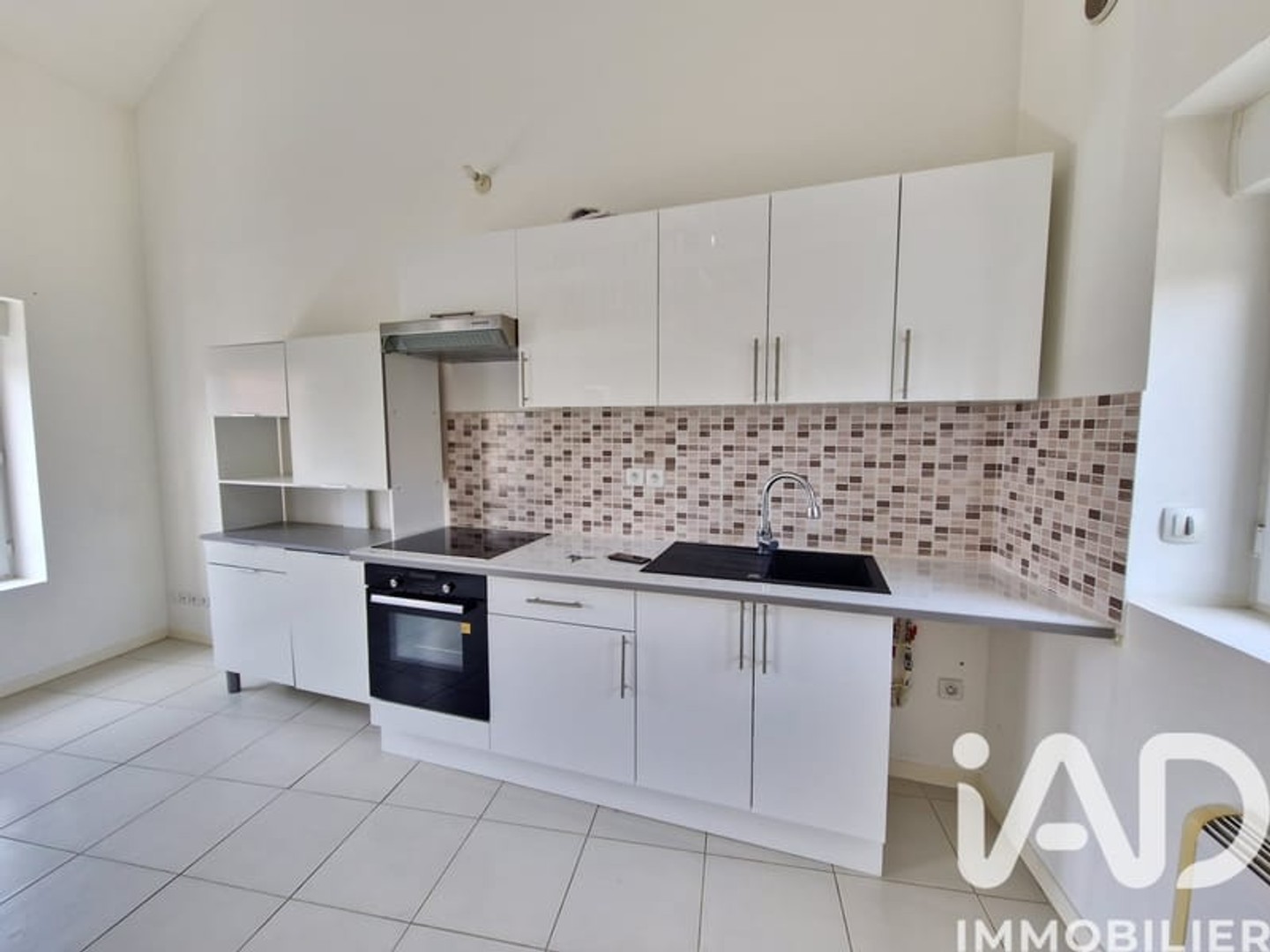 Maison à vendre - 3 pièces - 410m2 - Flins-Sur-Seine (78410)