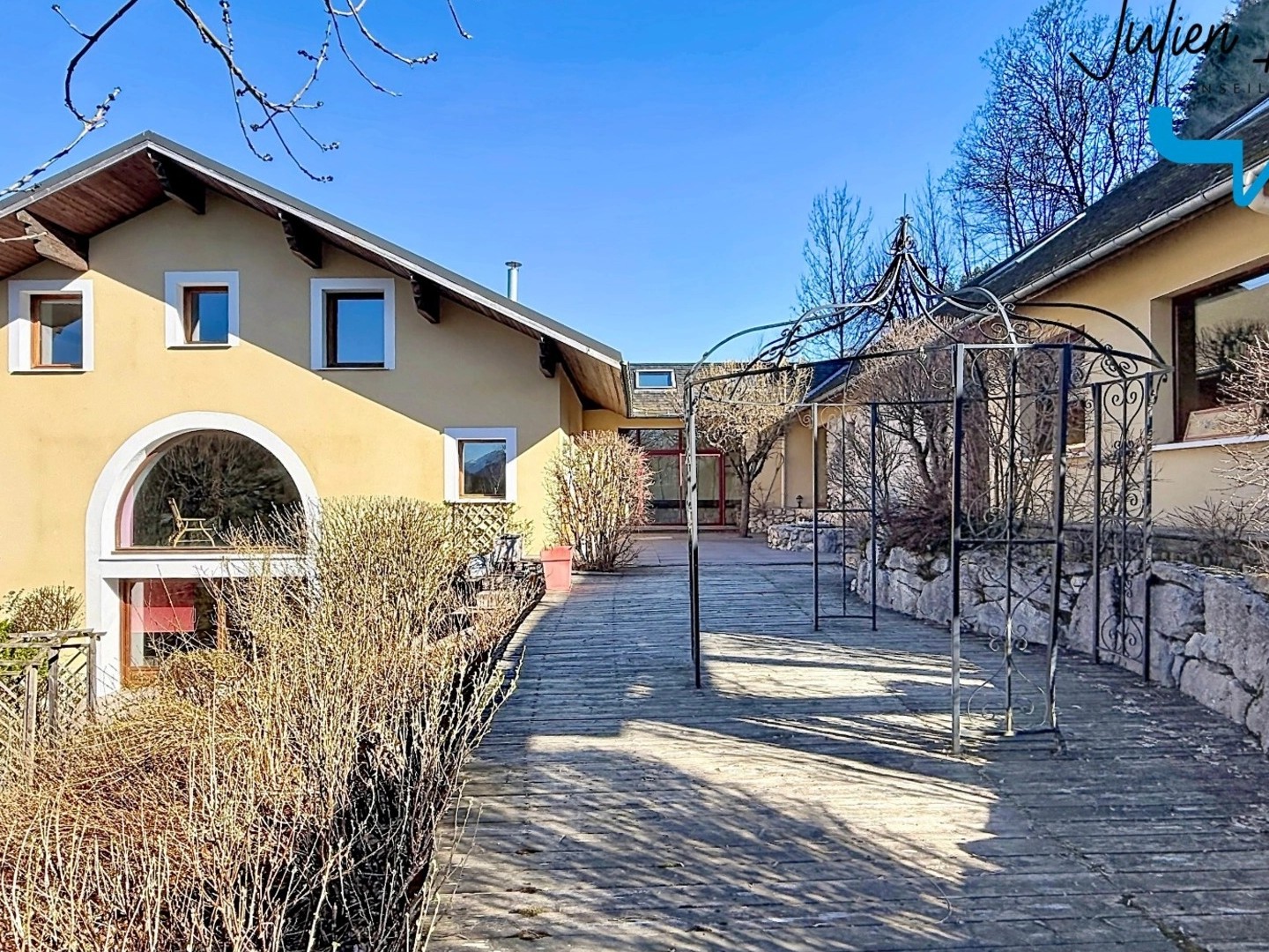 Maison à vendre - 10 pièces - 272m2 - Autrans-Méaudre E... (38112)