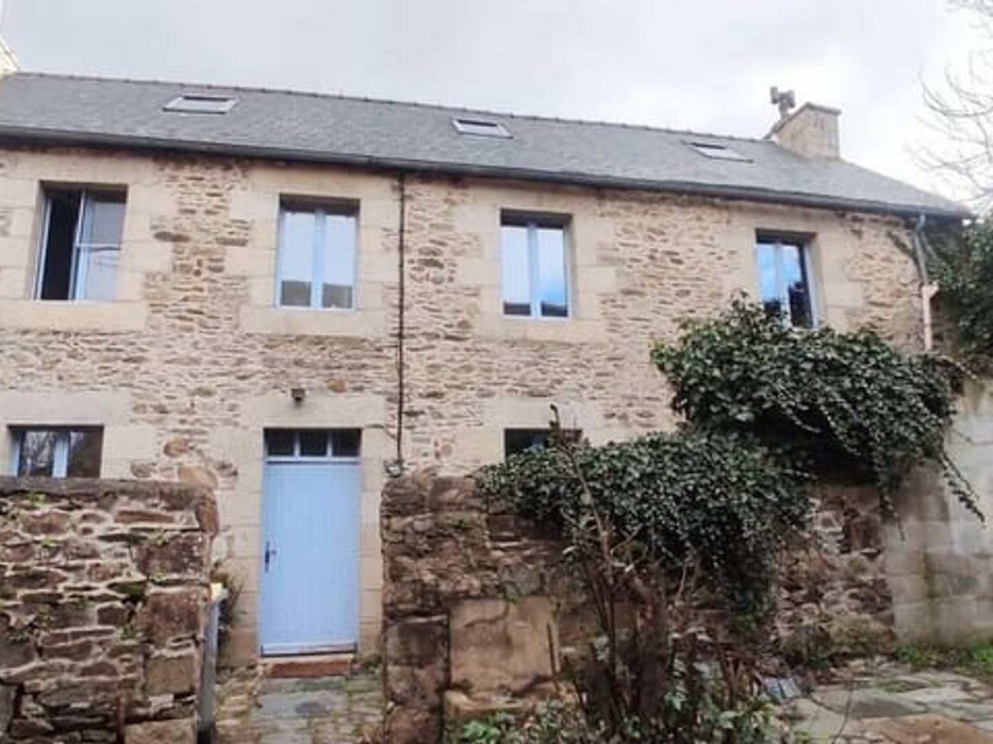 Appartement à vendre - 2 pièces - 117m2 - Tréguier (22220)