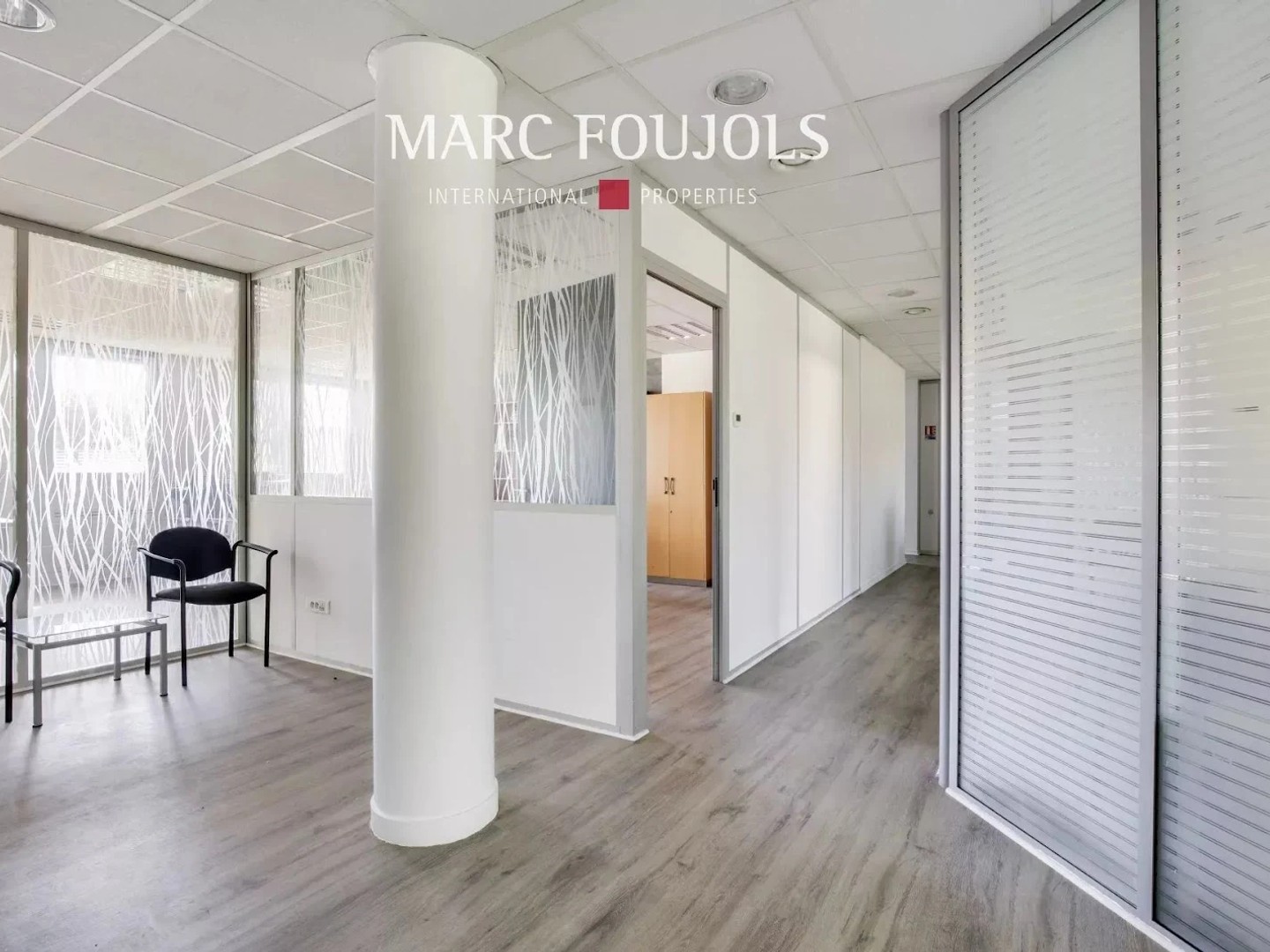 Bureaux à vendre - 6 pièces - 182m2 - Viroflay (78220)