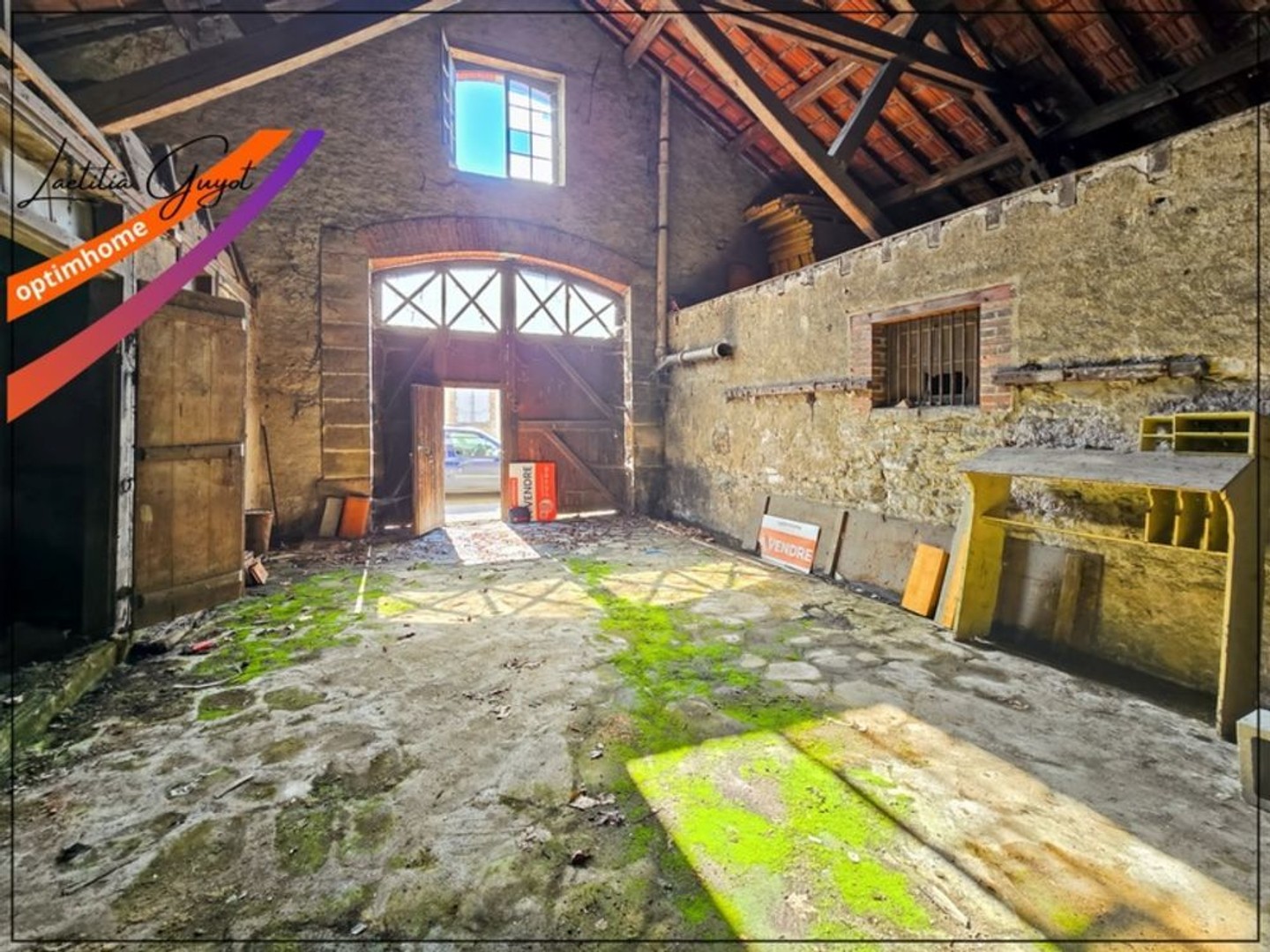 Locaux à vendre - 1 pièce - 300m2 - Souvigny (03210)