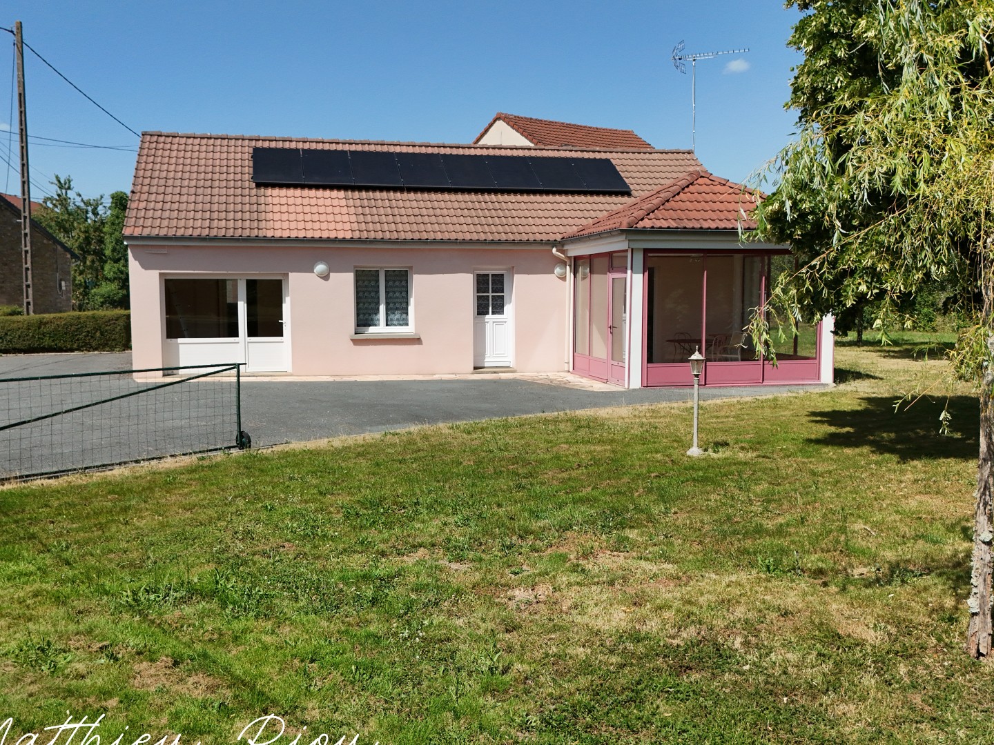 Maison à vendre - 4 pièces - 89m2 - Saint-Agnant-De-V... (23300)