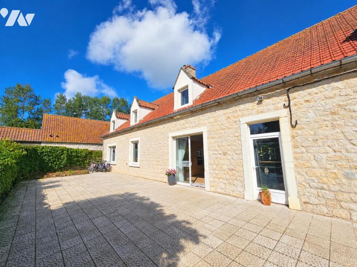 Maison à vendre - 6 pièces - 330m2 - Beuvrequen (62250)
