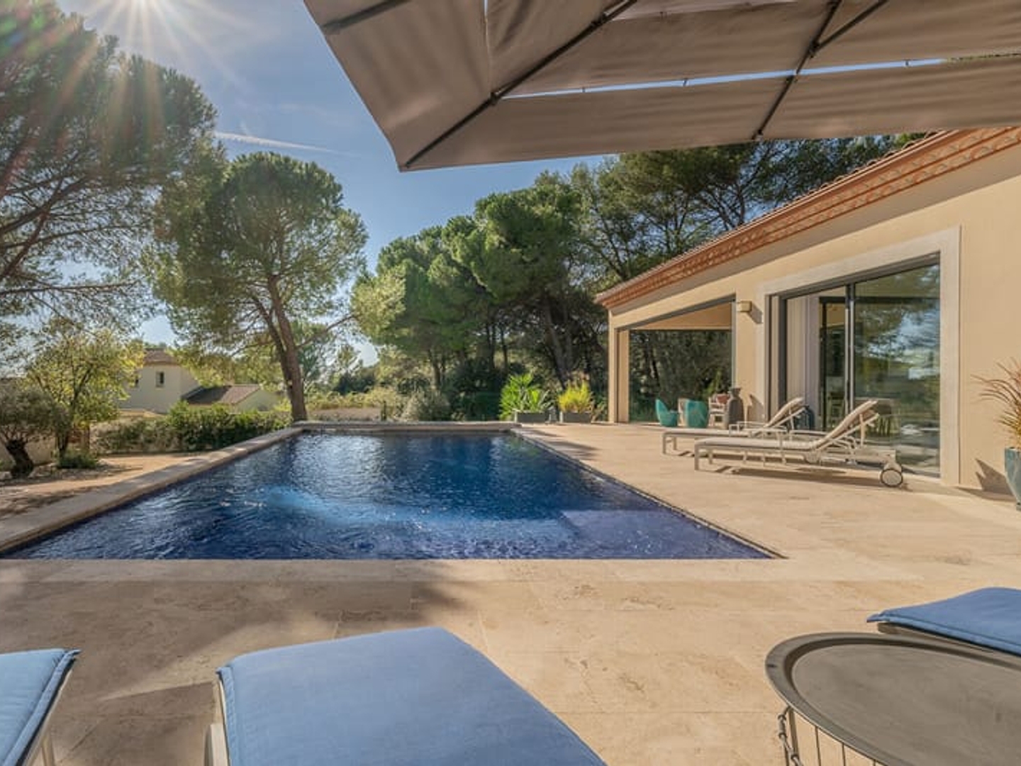 Maison à vendre - 10 pièces - 288m2 - Nages-Et-Solorgues (30114)