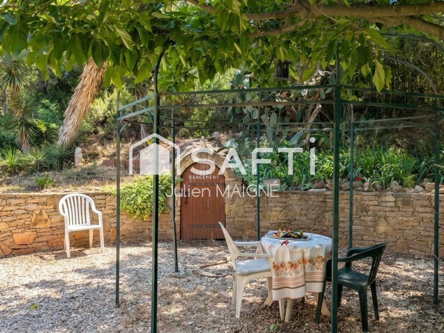 Maison à vendre - 6 pièces - 173m2 - La Seyne-Sur-Mer (83500)
