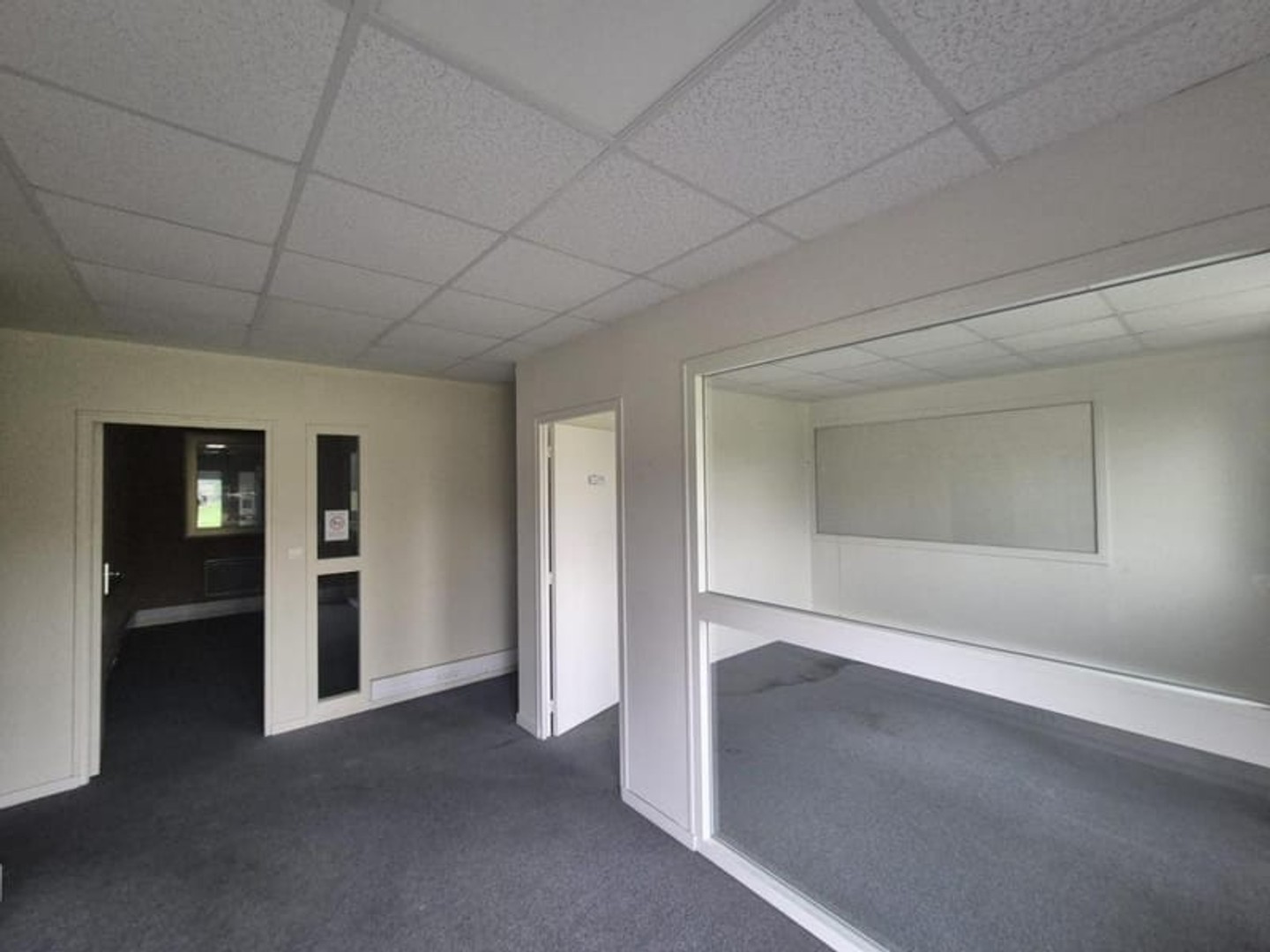 Locaux à vendre - 515m2 - Courtenay (45320)