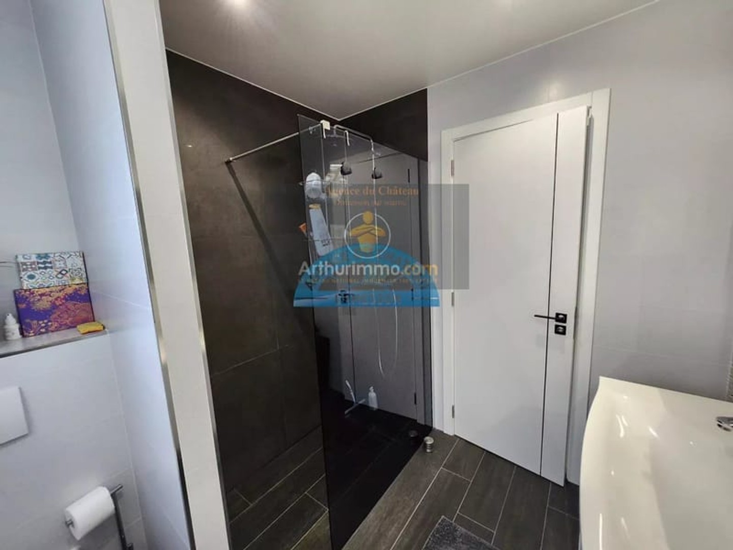 Maison à vendre - 11 pièces - 233m2 - Ormesson-Sur-Marne (94490)