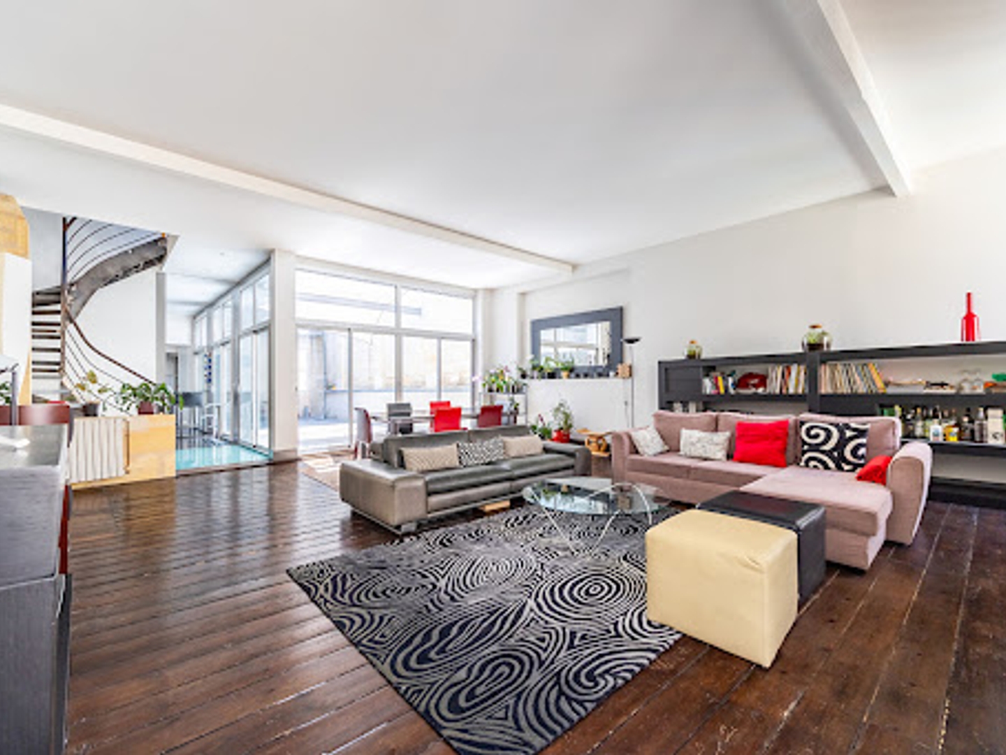 Maison 6 pièces 233 m²