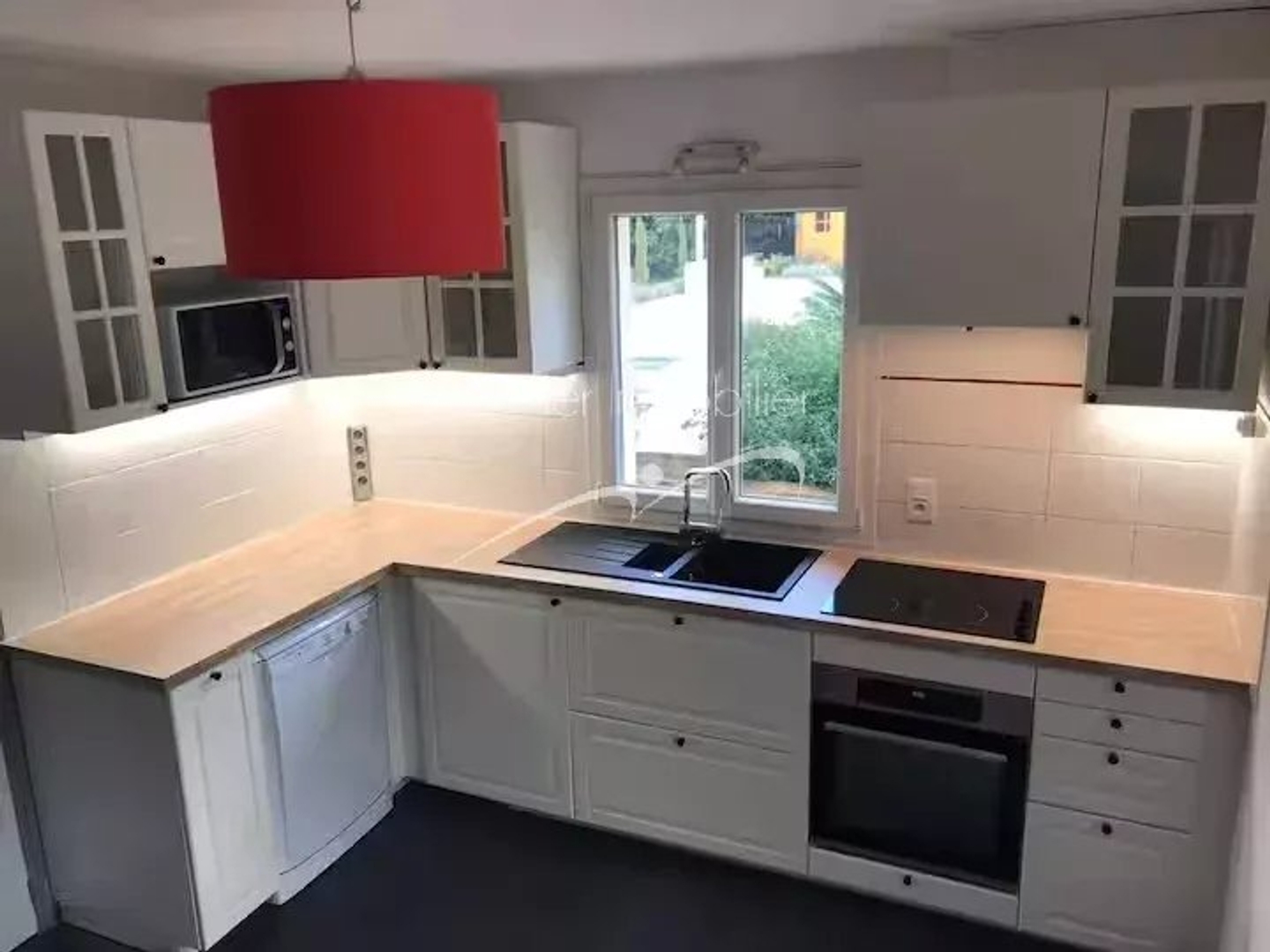 Maison à vendre - 6 pièces - 124m2 - Bormes-Les-Mimosas (83230)