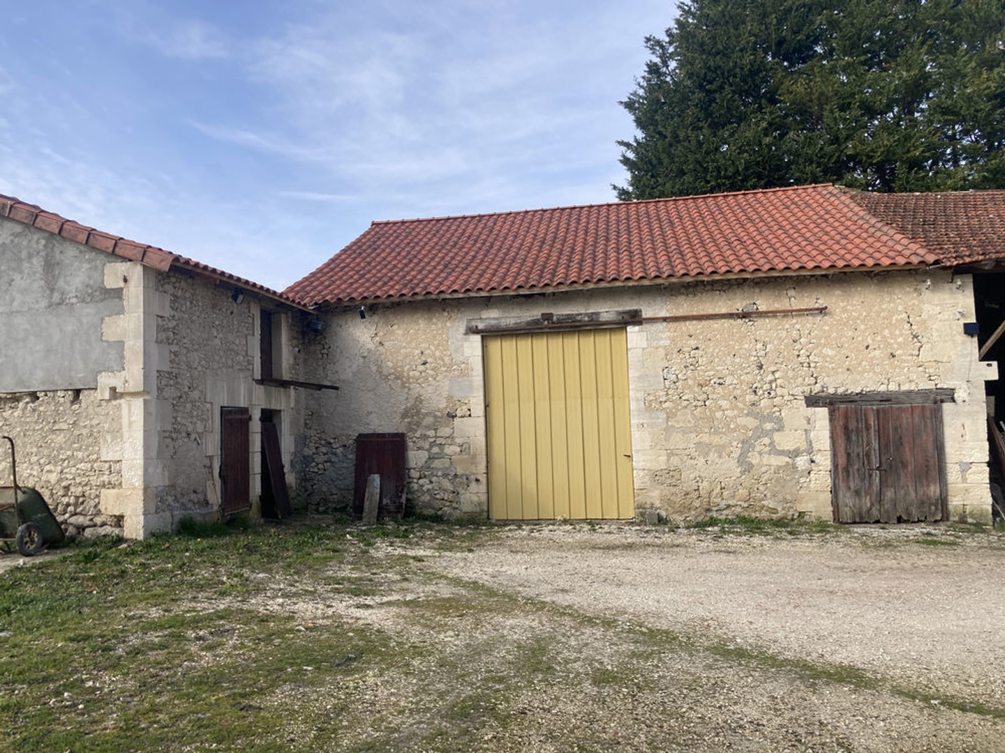 Maison à vendre - 5 pièces - 137m2 - Grand-Brassac (24350)