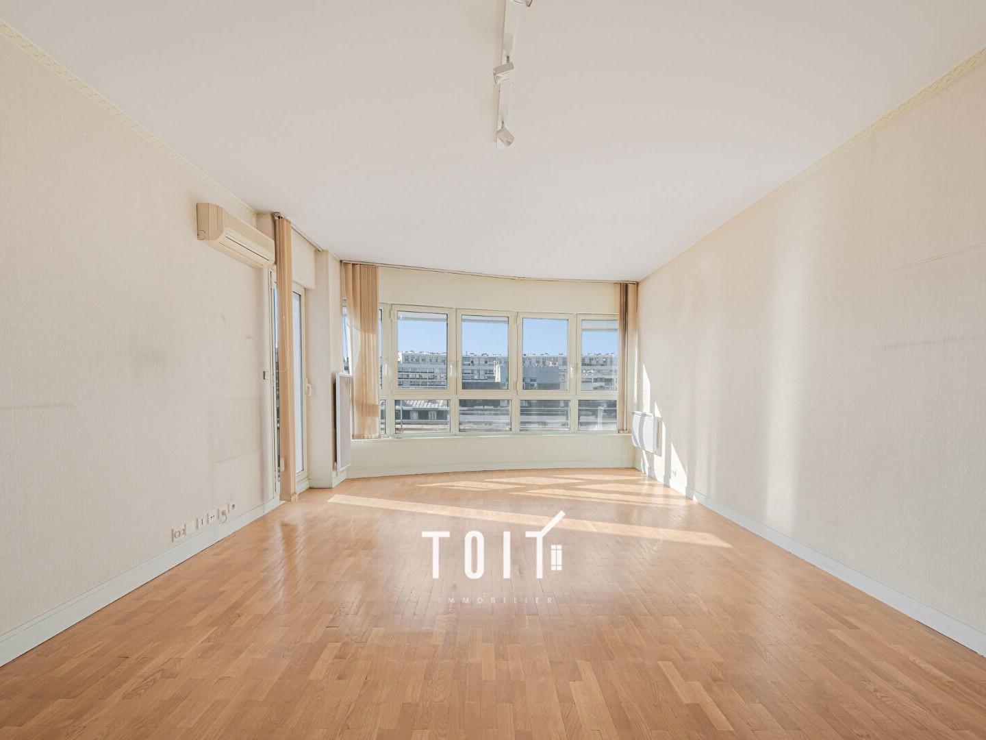 Appartement à vendre - 3 pièces - 73m2 - Paris 14e (75014)
