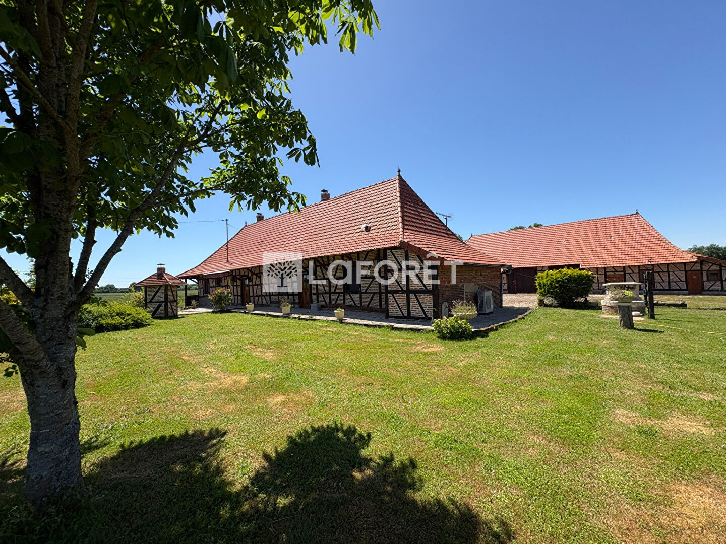 Maison à vendre - 6 pièces - 128m2 - Simard (71330)