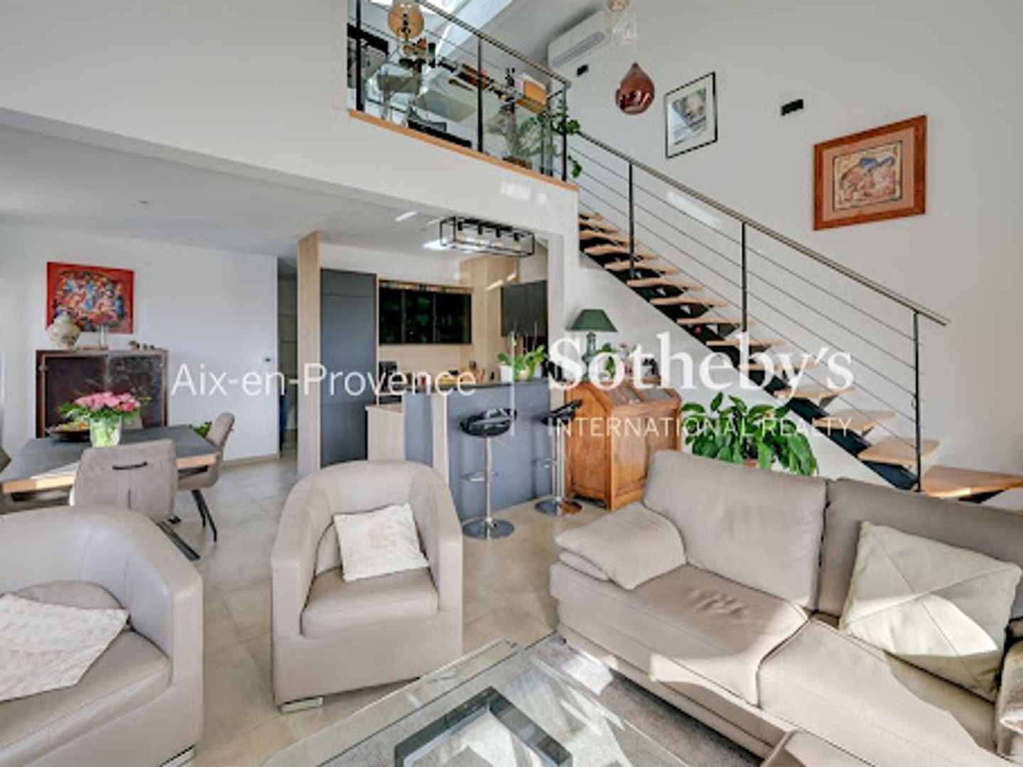 Appartement à vendre - 4 pièces - 114m2 - Aix-En-Provence (13090)