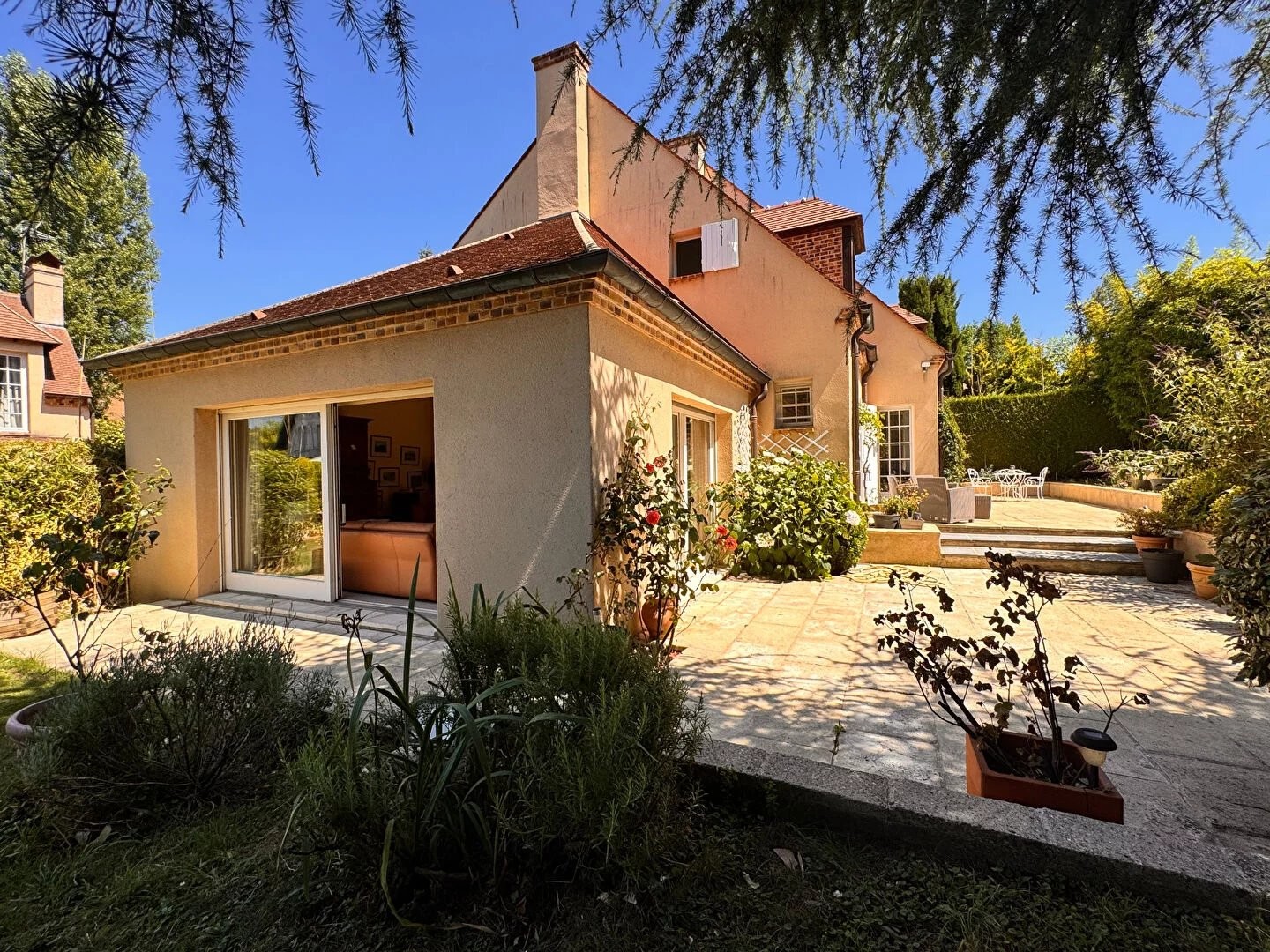 Maison 10 pièce(s) 290 m2