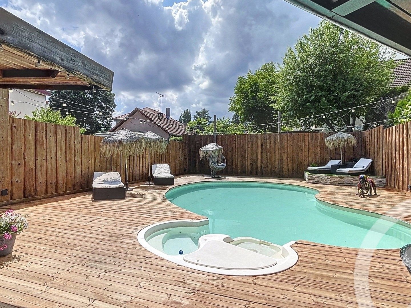 Immeuble à vendre - 482m2 - Montbéliard (25200)