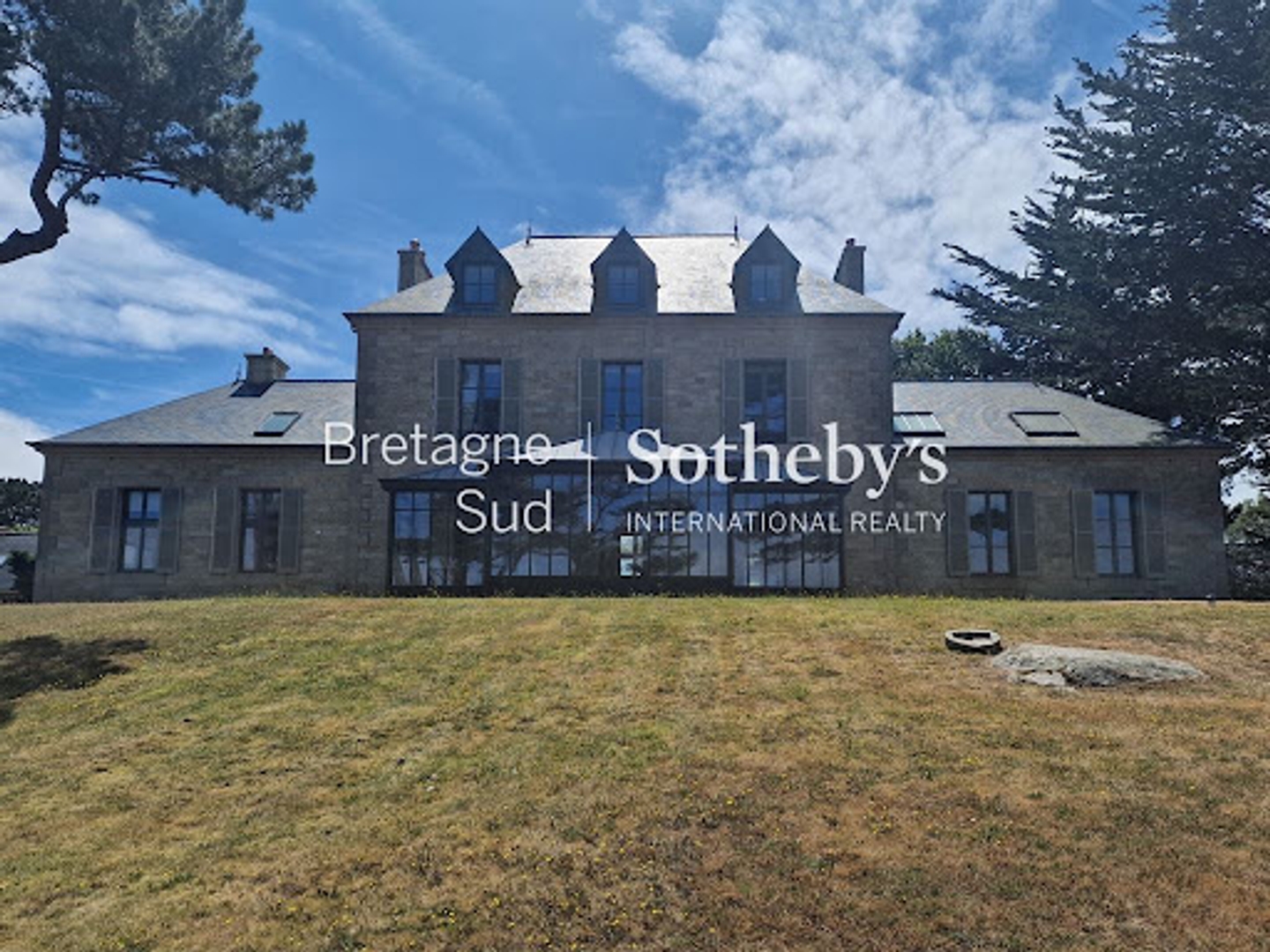 Maison à vendre - 16 pièces - 489m2 - Penvénan (22710)